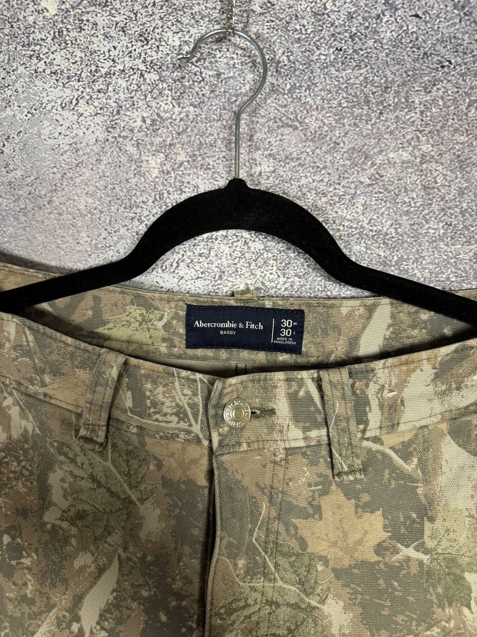Abercrombie & Fitch × Realtree Abecrombie & Fitch Baggy Realtree Camo pants Size US 30 / EU 46 - 8 Thumbnail