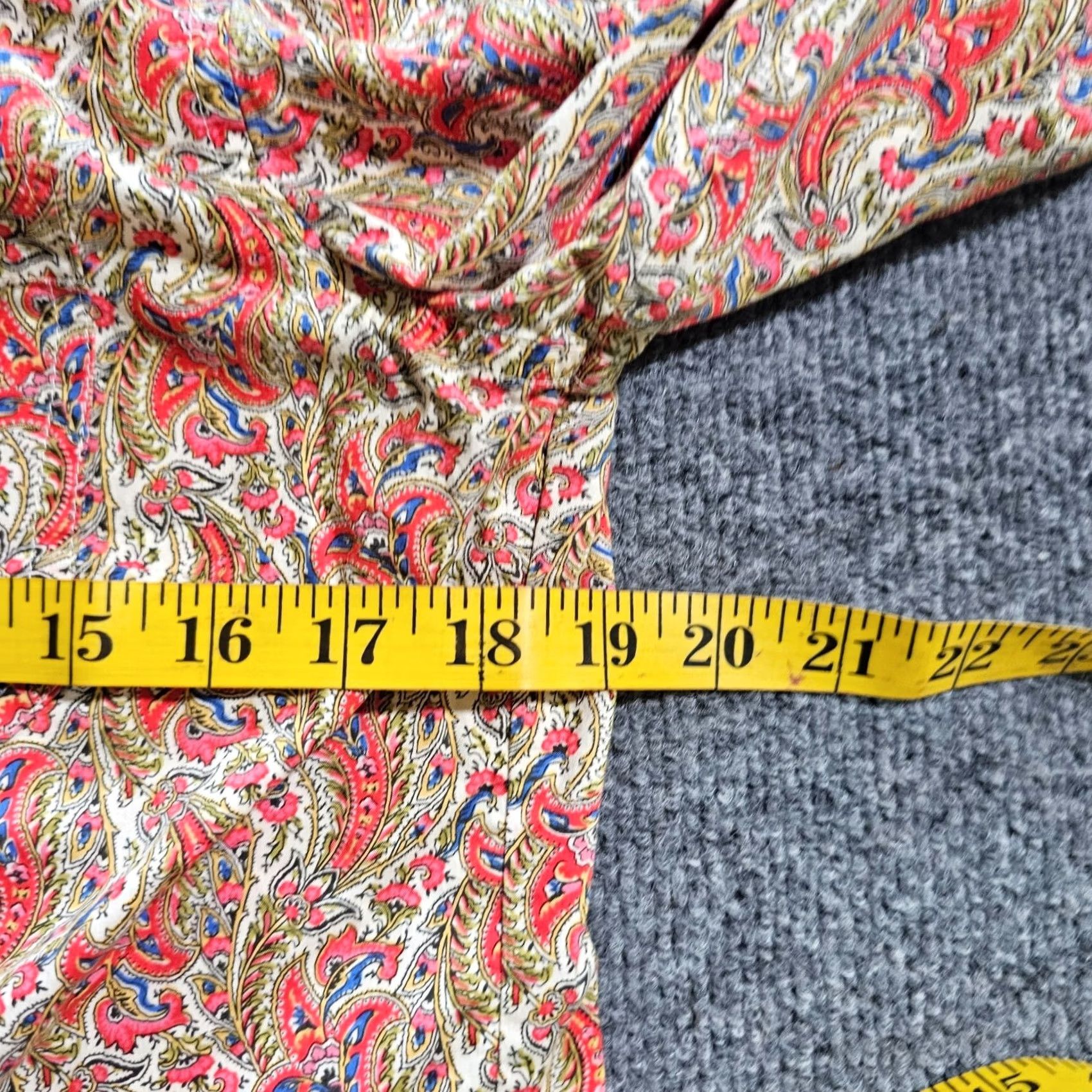Talbots Talbots Top Shirt Women 8 Red Paisley Button Long Sleeve Classic Career Shirt Size M / US 6-8 / IT 42-44 - 5 Thumbnail