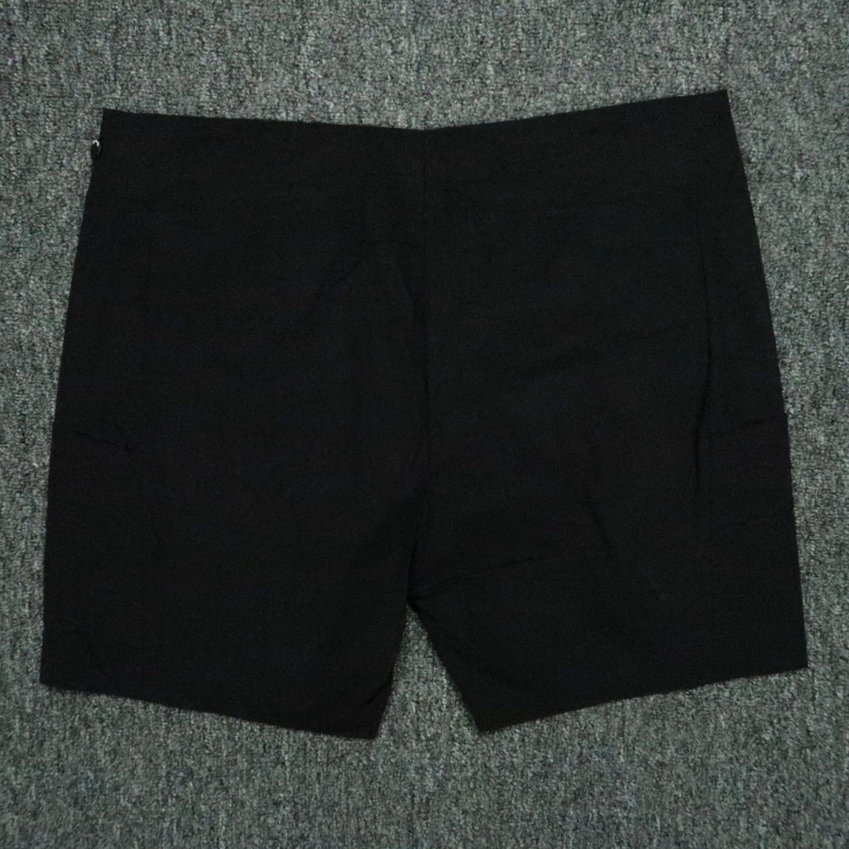 Vintage On Cloud Shorts Mens 2XL Black Athletic Lightweight Breathable Pockets Run/Hike Training Shorts Size US 39 - 2 Thumbnail