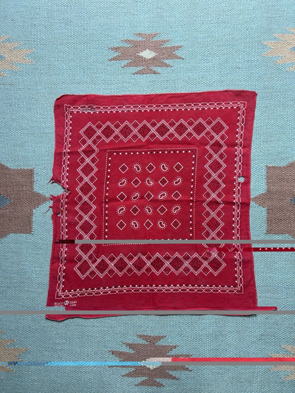 Vintage Vintage 1950s elephant bandana trunk up worn red selvedge Size ONE SIZE - 7 Thumbnail