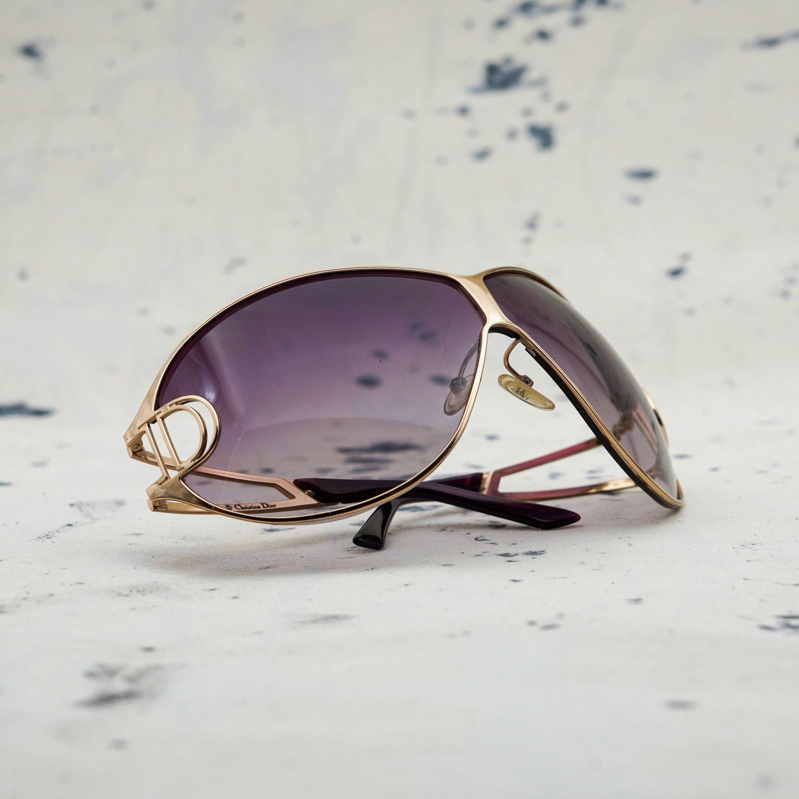 Dior Vintage dior gold logo purple gradient shield sunglasses Size ONE SIZE - 10 Thumbnail