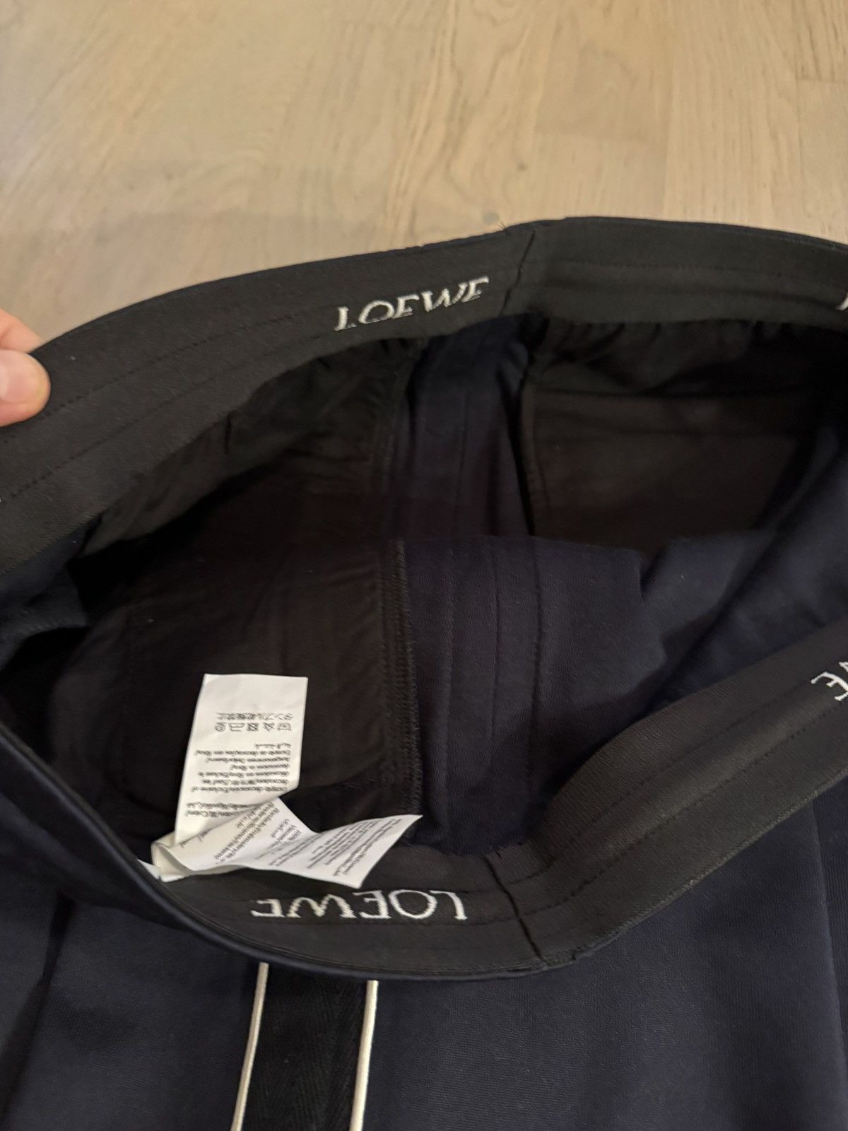 Loewe LOEWE joggers , trackpants REAL TAPE MEASUREMENTS IN PHOTOS Size US 31 - 20 Thumbnail