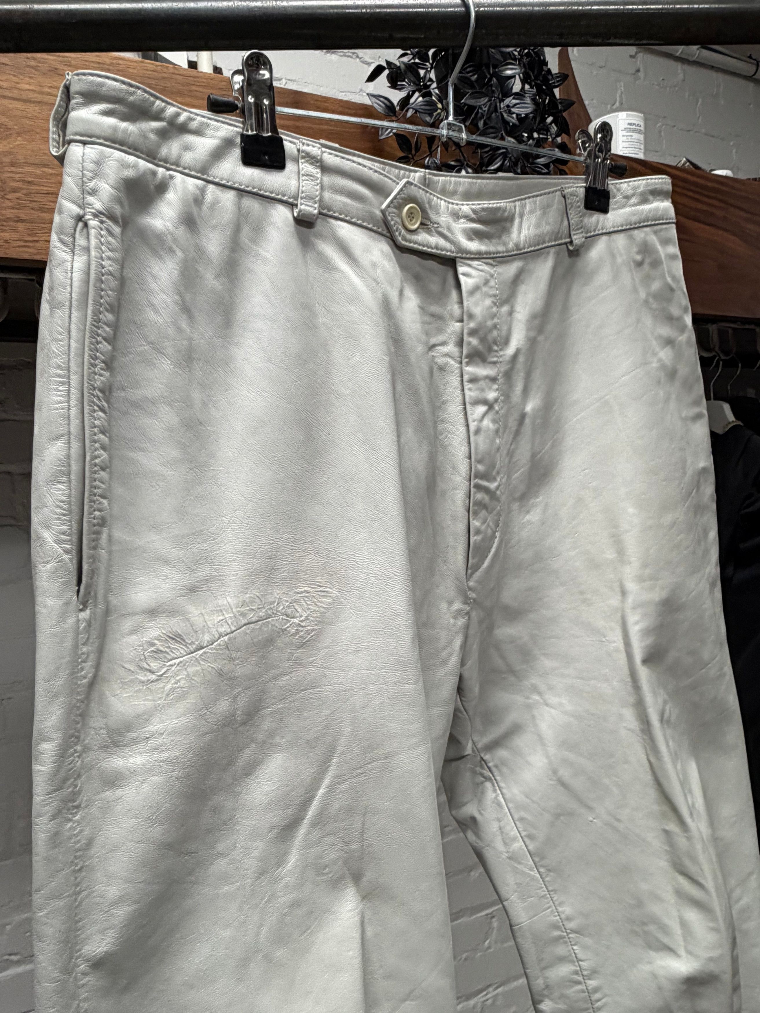 Saint Laurent Paris Vintage Yves Saint Laurent ‘Rive Gauche’ White Leather Pants Size US 31 - 2 Thumbnail