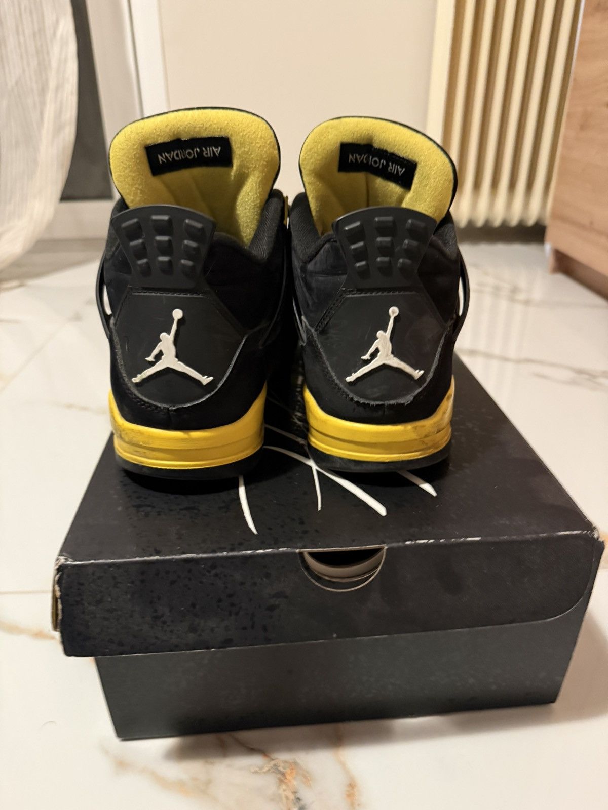 Jordan Brand Jordan 4 Thunder ( DAMAGED NET ) Size US 11 / EU 44 - 2 Thumbnail