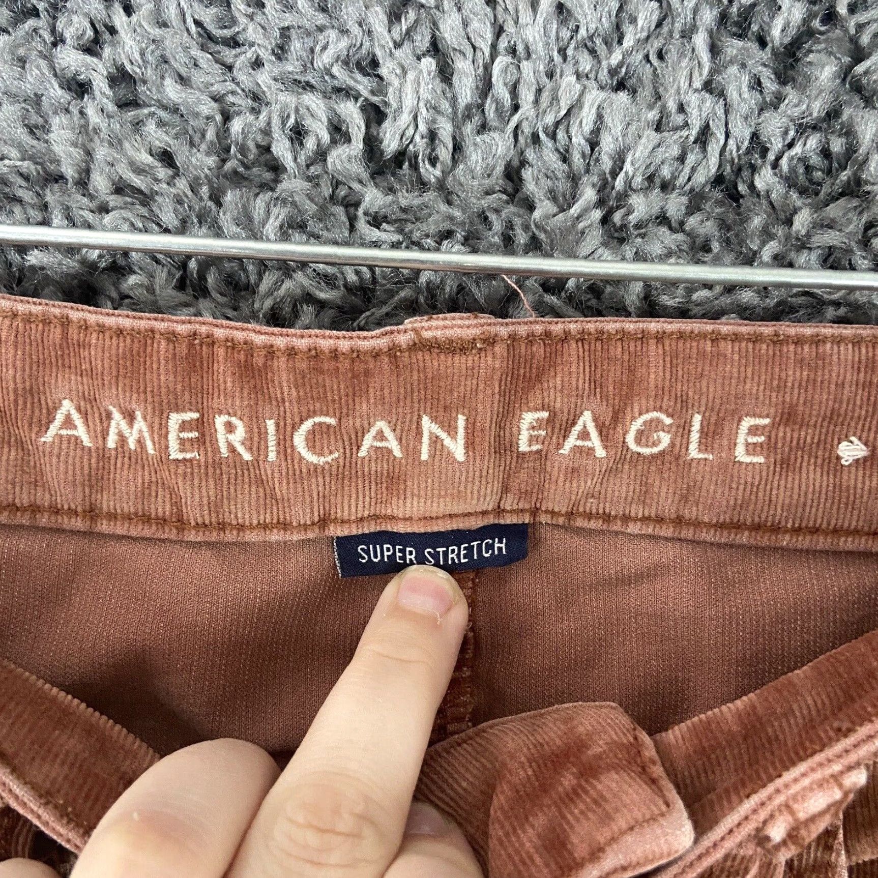American Eagle Outfitters AMERICAN EAGLE Women’s Size 0 Brown Corduroy Jeans Frayed Hem Straight Size 25" / US 0 / IT 36 - 4 Thumbnail