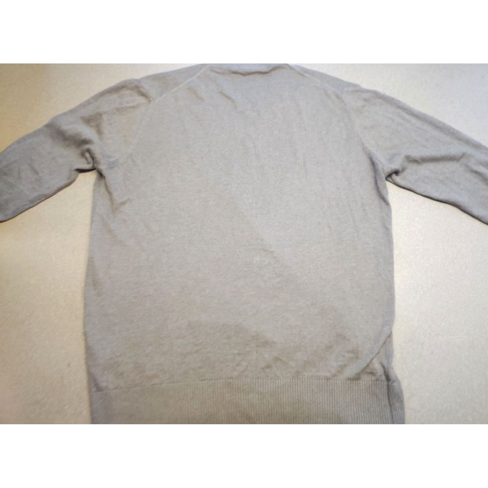 Oscar Jacobson Oscar Jacobson Mens Sweater Size M Jumper Beige Plain V-Neck Top Pullover Soft Knit Merino Wool Casual Regular Stripes? (Note: No new info allowed) Size US M / EU 48-50 / 2 - 2 Thumbnail