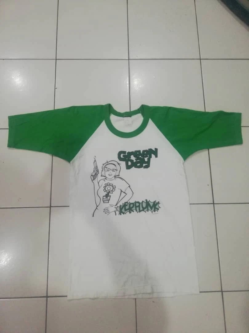 Vintage 1992 Green Day Kerplunk Raglan T-Shirt Original Size US S / EU 44-46 / 1 - 1 Thumbnail
