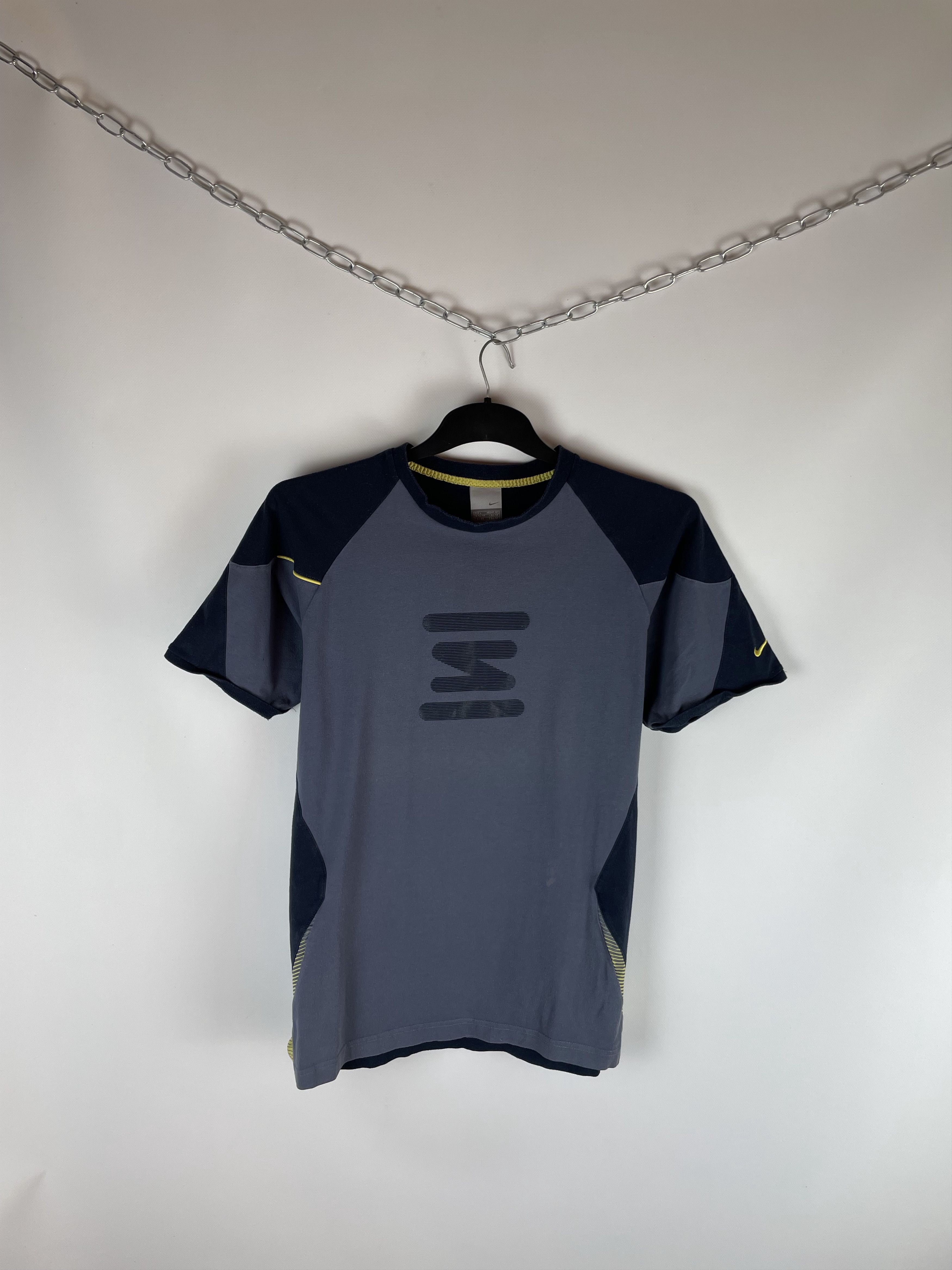 Nike Vintage Nike Shox tee Size US L / EU 52-54 / 3 - 1 Thumbnail