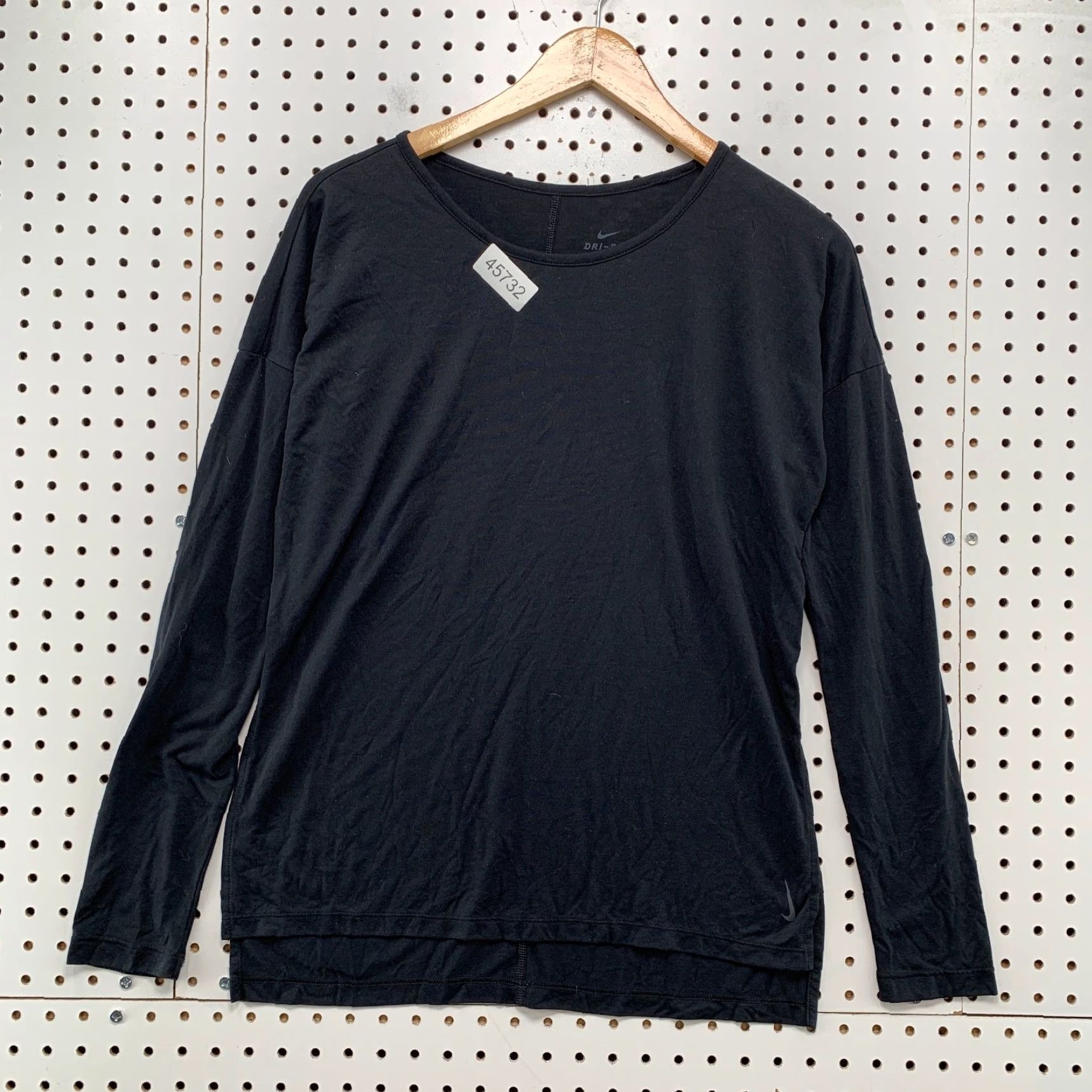 Nike Nike Active Shirt Womens Small Black Dri-Fit Long Sleeve Run Workout Size S / US 4 / IT 40 - 2 Thumbnail