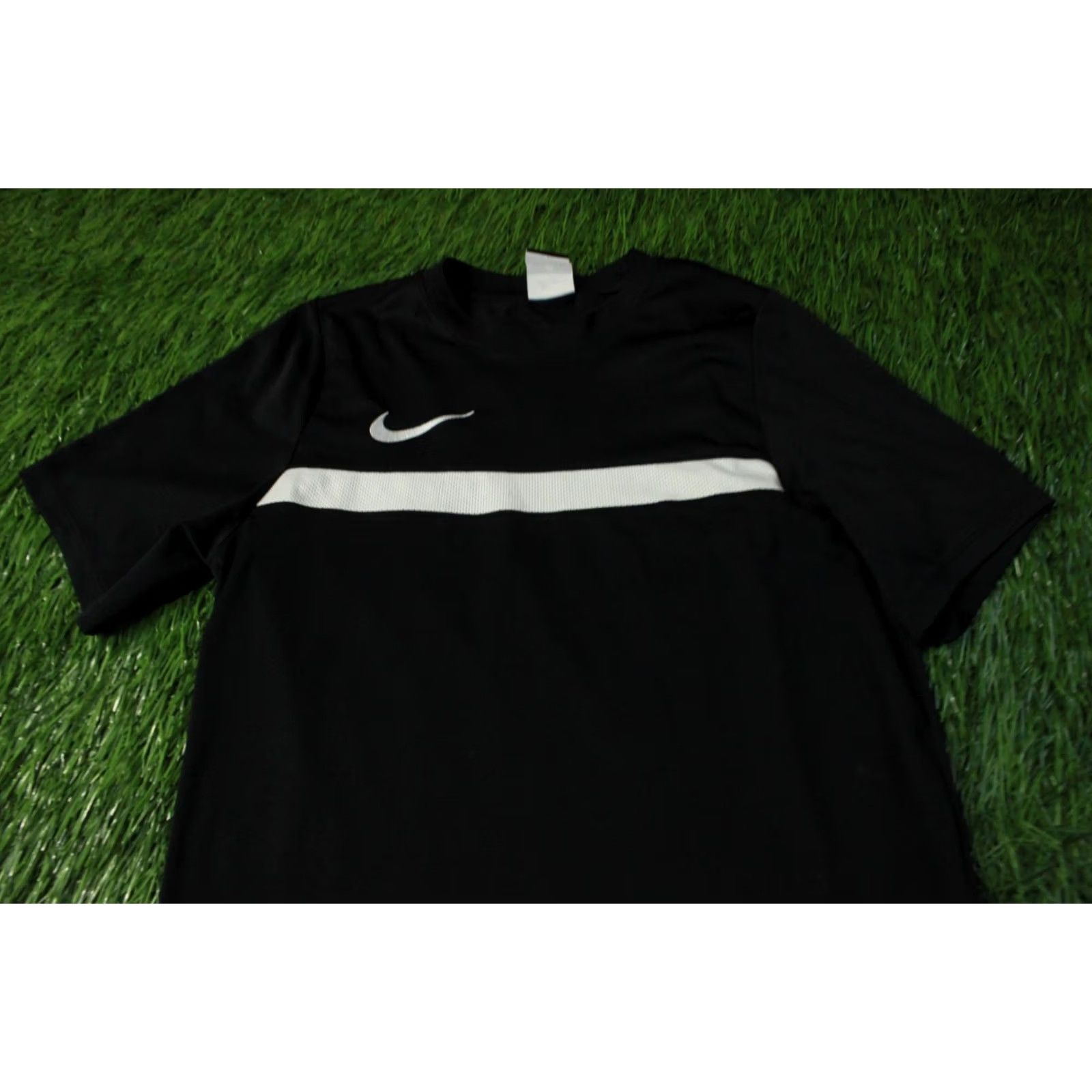 Nike Nike Dri-FIT Shirt Men 2016 Academy Football Jersey Tee Size S Black and White Nike Dri-FIT 2016 Soccer Shirt Mens Size US S / EU 44-46 / 1 - 2 Thumbnail