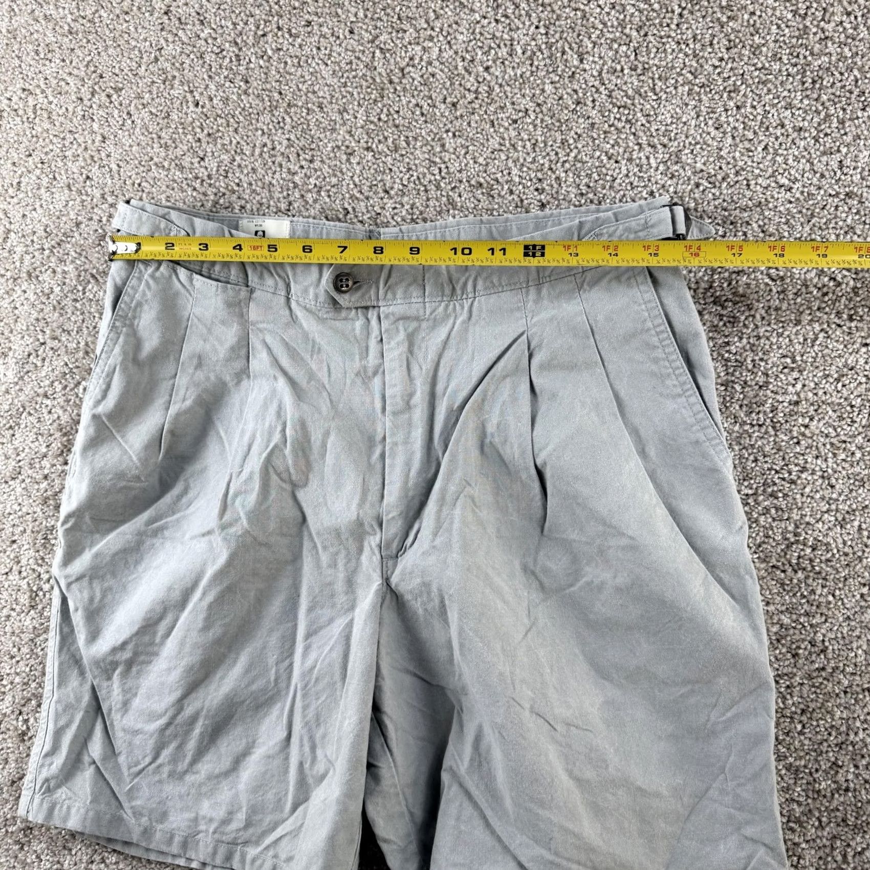Vintage VINTAGE EZ's Chino Shorts Mens 34 Gray Pleated Adjustable Waist Cotton Casual Shirt Size US 34 / EU 50 - 7 Thumbnail