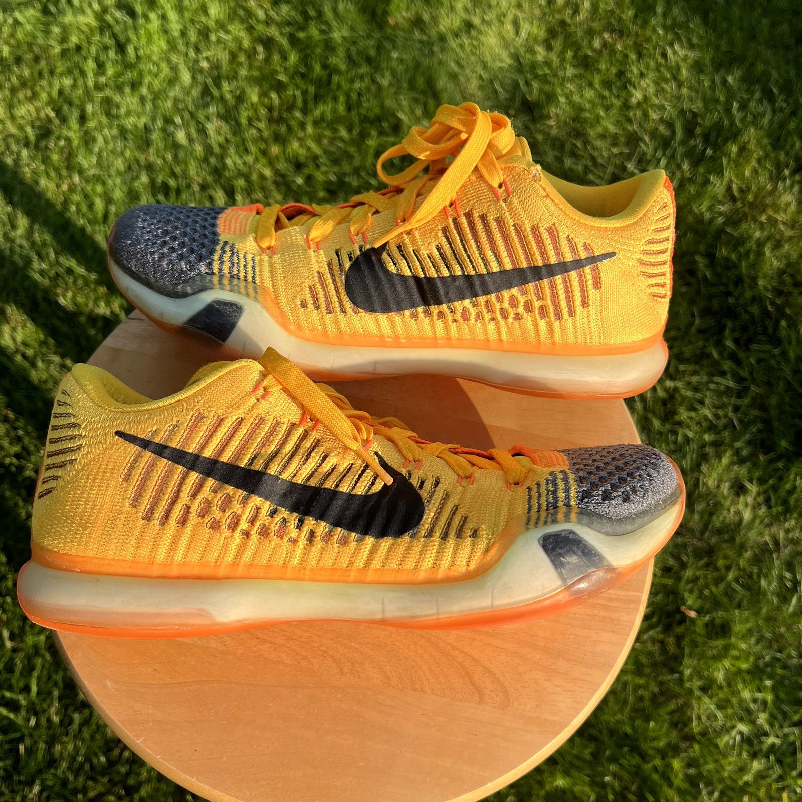 Nike Nike Kobe 10 Elite Rivalry Shoes - Size 9.5 - Ships Now Size US 9.5 / EU 42-43 - 3 Thumbnail