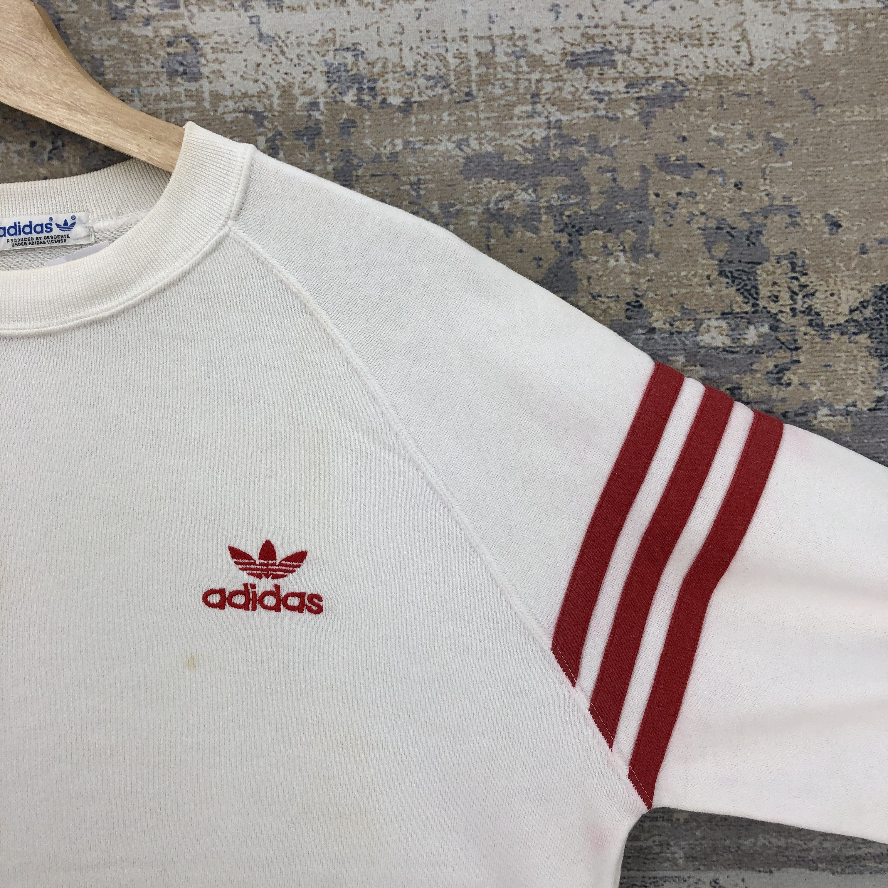 Adidas Vintage Adidas Sweater Crewneck Embroidery Logo Sweatshirt Size US L / EU 52-54 / 3 - 4 Thumbnail