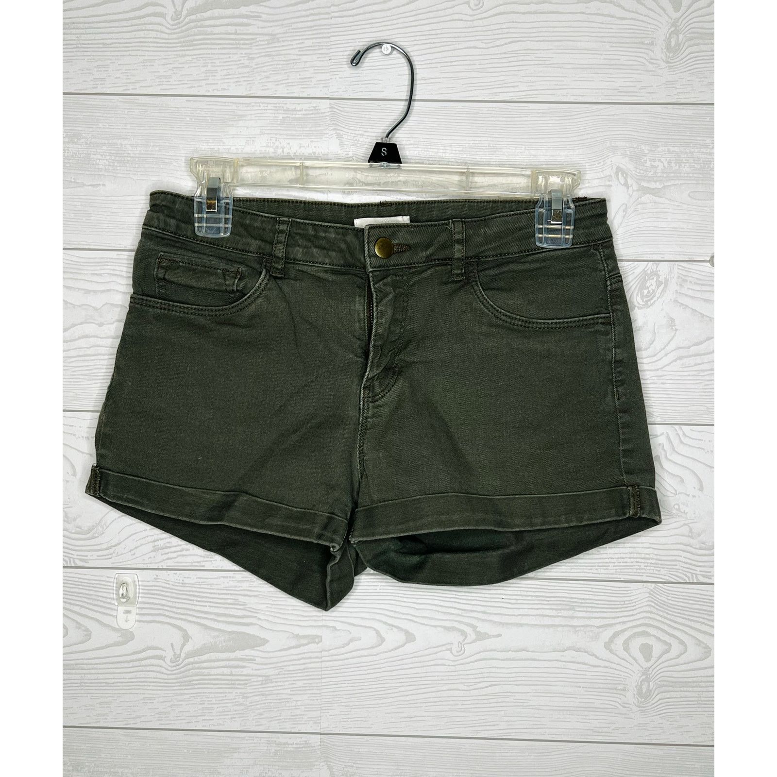 H&M H & M olive green rolled cuff shorts midise Size 6 Size 28" / US 6 / IT 42 - 1 Thumbnail