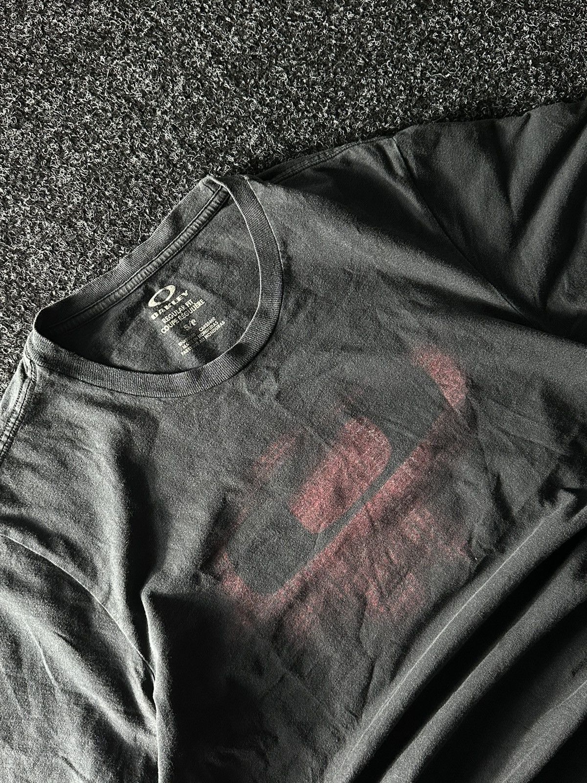 Oakley × Vintage ❗️vintage 00s Oakley big logo tee Black outdoor faded Size US S / EU 44-46 / 1 - 3 Thumbnail