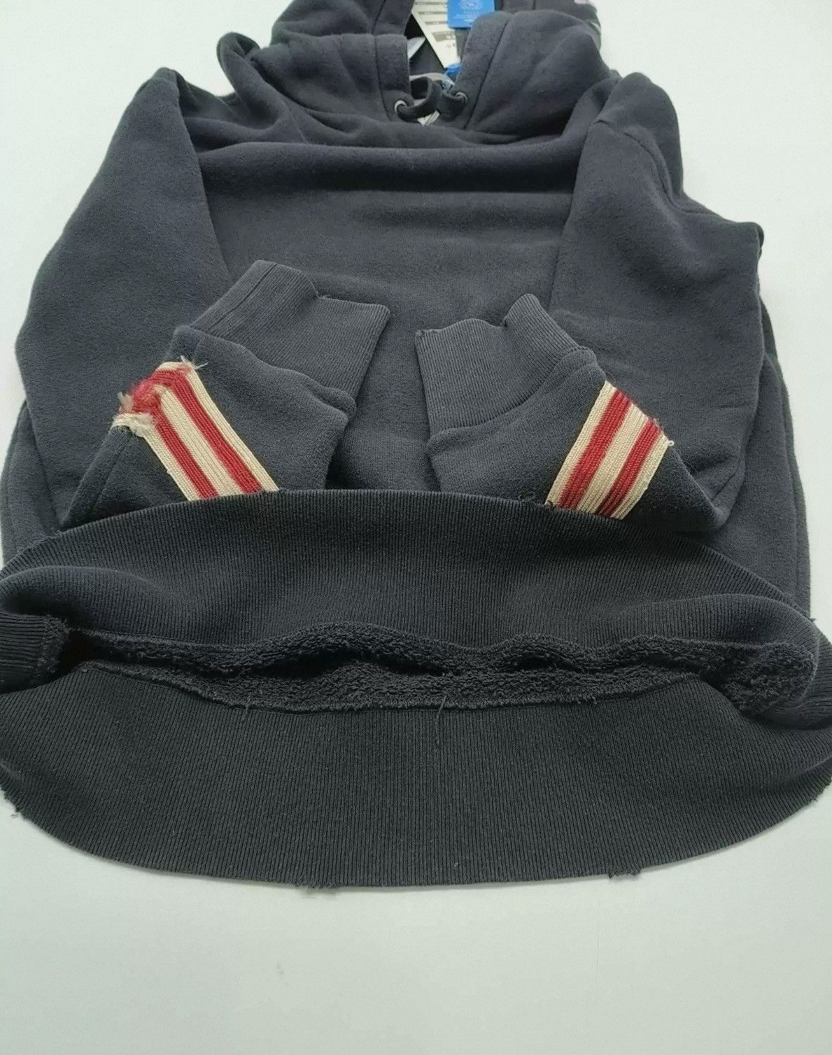 Gucci Gucci Black small destruction embroidered hooded sweatshirt Size US S / EU 44-46 / 1 - 5 Thumbnail