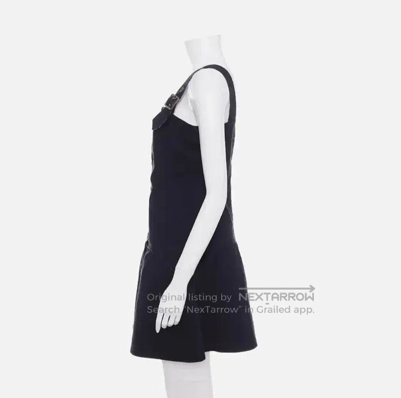 Burberry Black Cotton Off-Shoulder Dress.