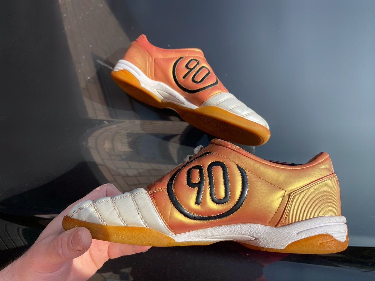 Vintage Nike Total 90 III IC Indoor Shoes Gold 9.5US Air zoom Size US 9.5 / EU 42-43 - 10 Thumbnail