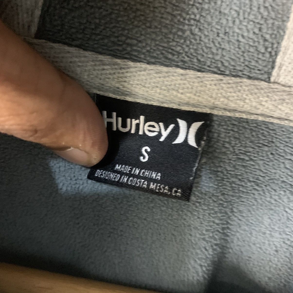 Hurley × Vintage Hurley Hoodies Sweatshirt Jumper Pullover Size US S / EU 44-46 / 1 - 4 Thumbnail