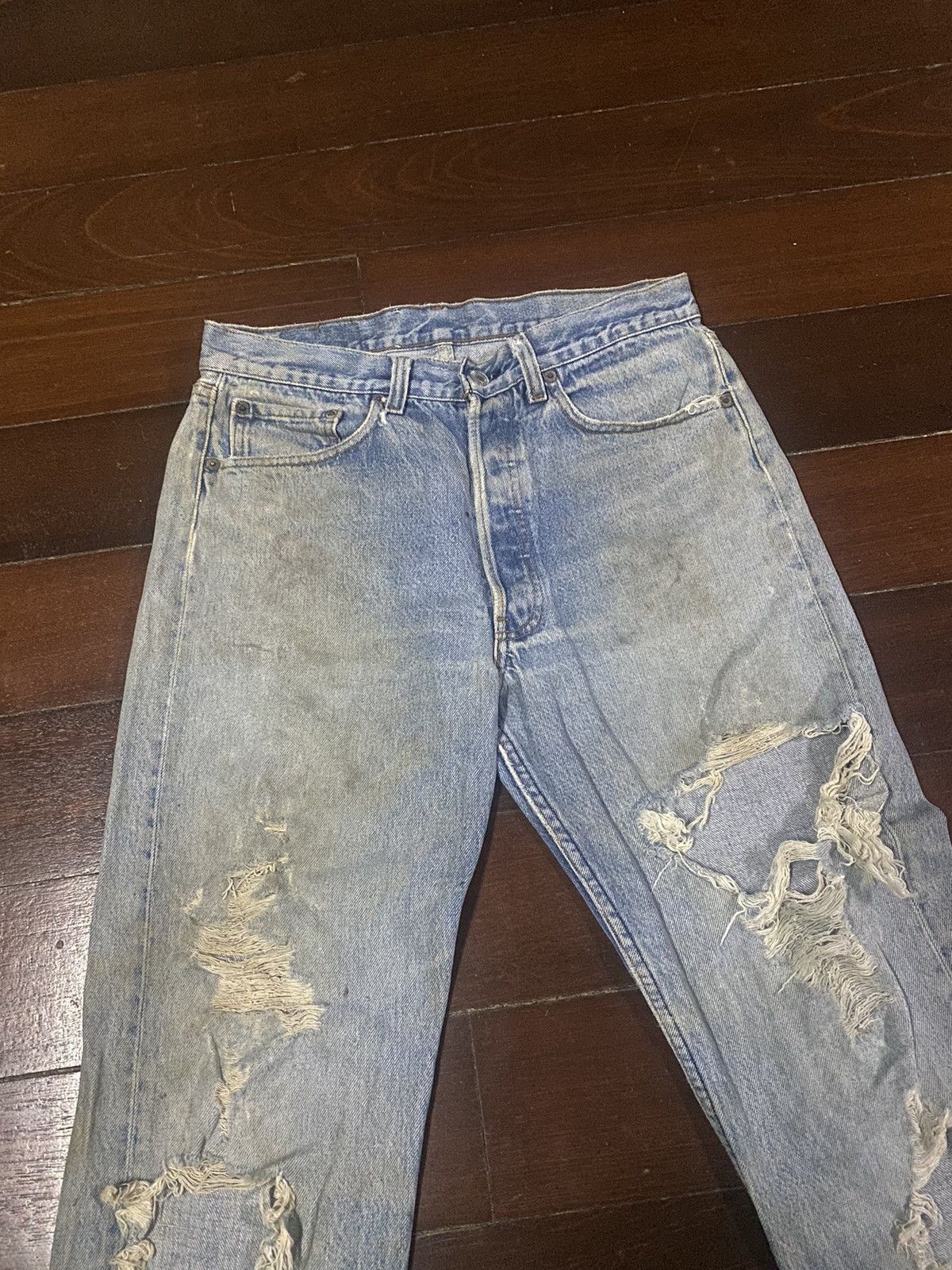 Levi's Vintage Clothing FIRE 🔥 VINTAGE 70s 80s LEVIS 501 DESTROY DISTRESSED RIPPED Size US 32 / EU 48 - 23 Thumbnail