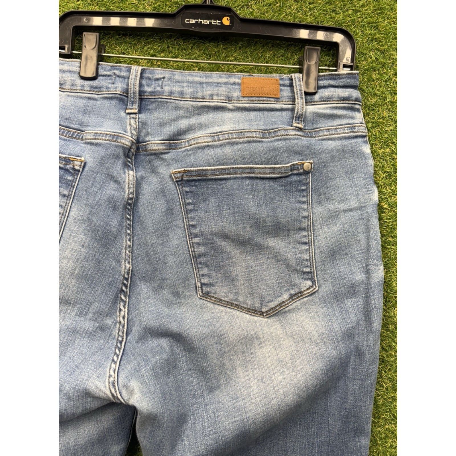 Denime Judy Blue Jeans Womens 18W Skinny Fit Denim Light Wash Casual Stretch JB8359 Size 40" / US 18 - 3 Thumbnail