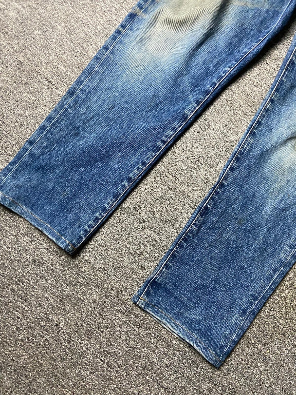 Uniqlo Uniqlo by Kaihara Slim Fit Distressed Denim Jeans (165) Size US 34 / EU 50 - 11 Thumbnail