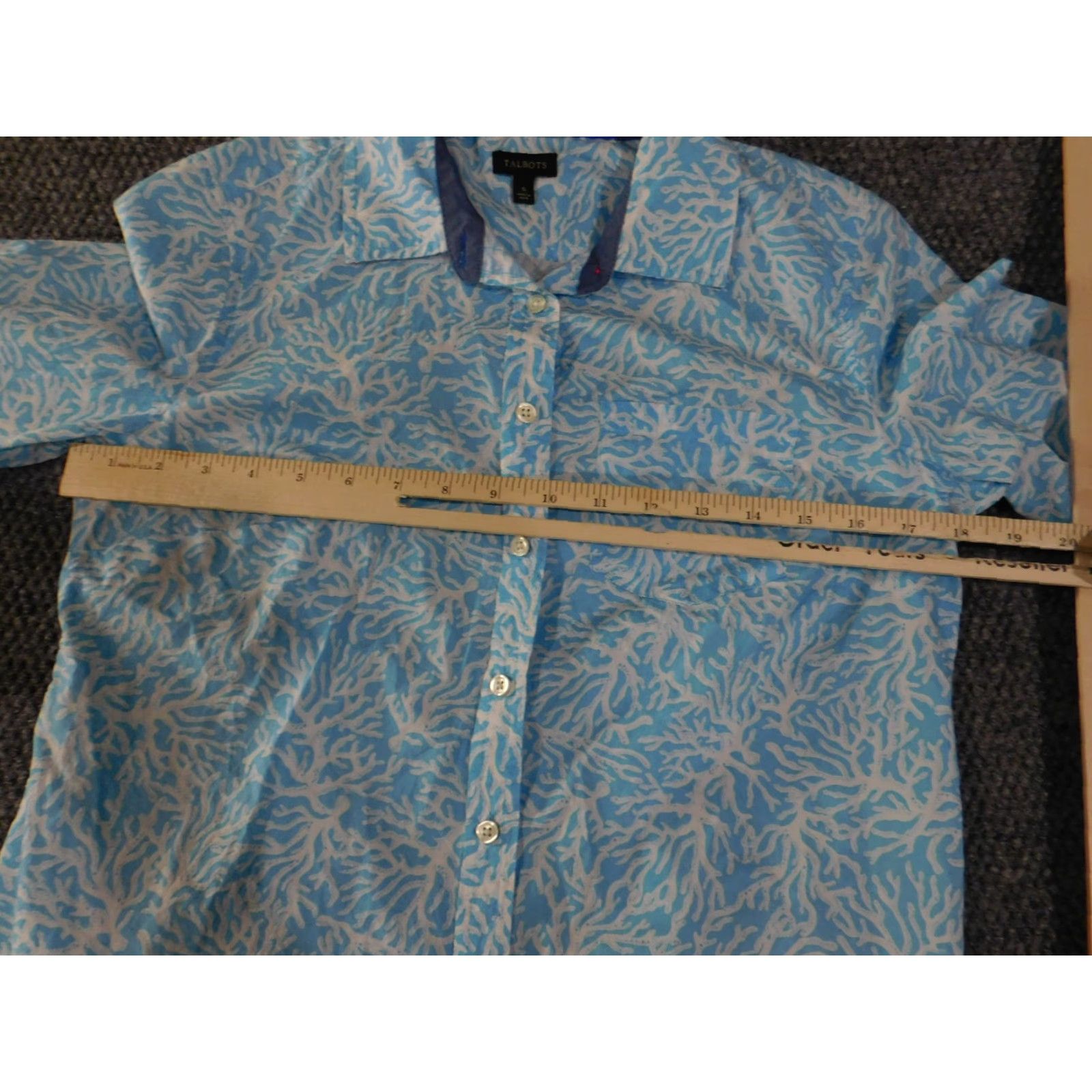 Talbots Talbots Shirt Womens Small Blue White Coral Print Button Front Long Sleeve Cotto Size S / US 4 / IT 40 - 6 Thumbnail