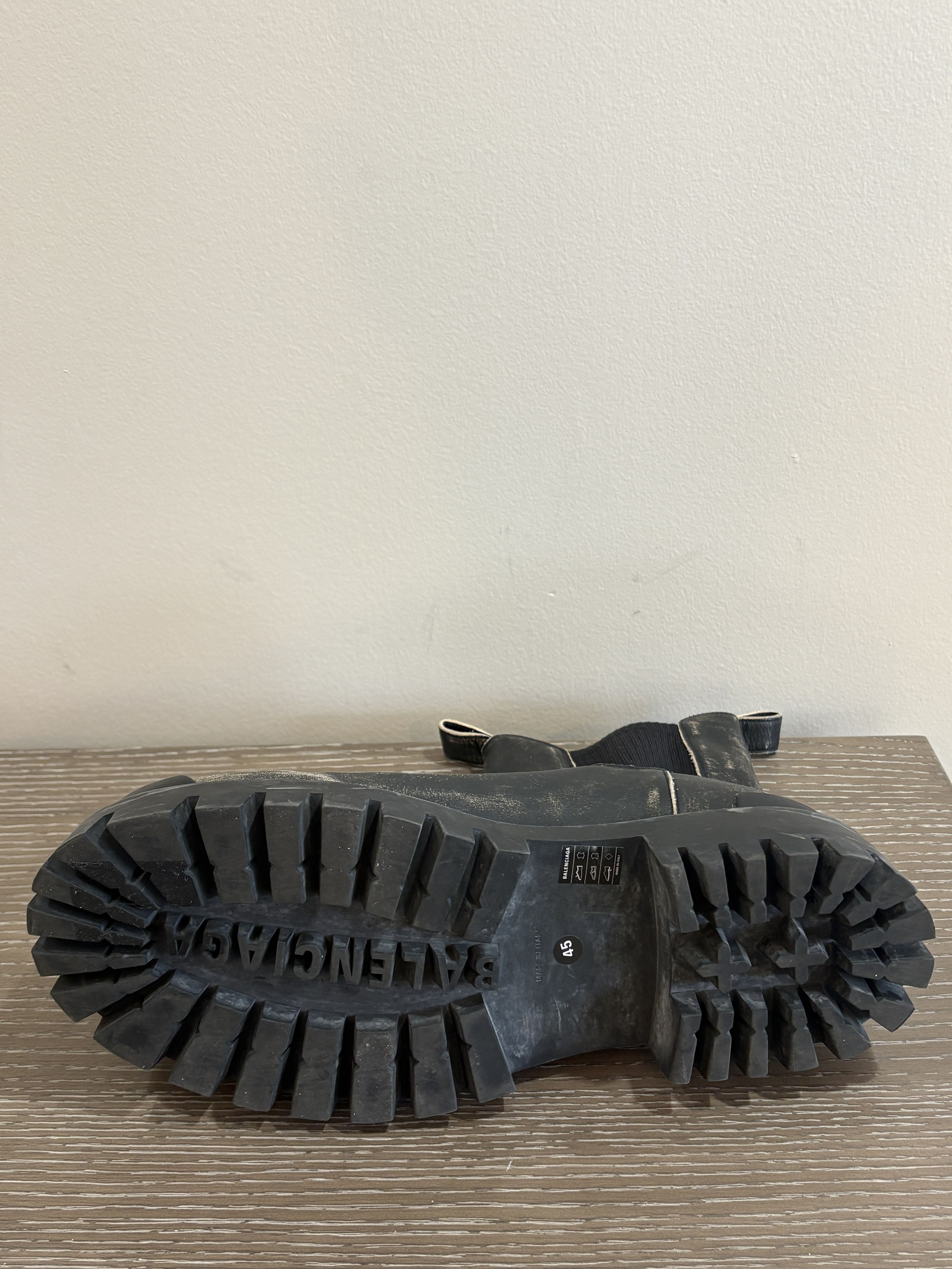 Balenciaga Balenciaga Strike Boots Size US 12 / EU 45 - 10 Thumbnail