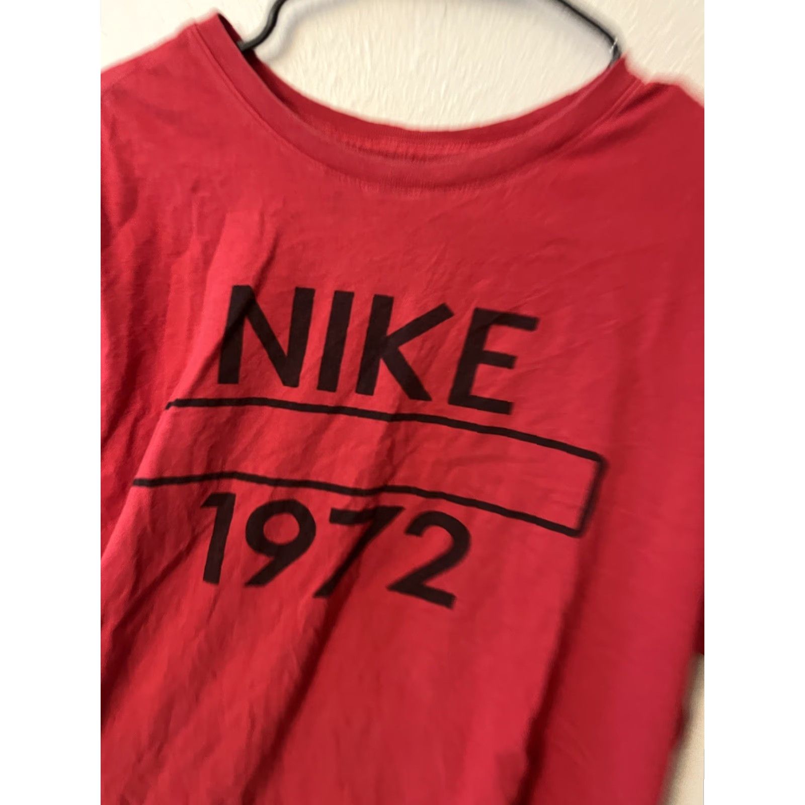 Nike Nike Dri-Fit Tee Shirt Mens Red Graphic Sz Large Athletic Short Sleeve T-Shirt Nike Elite Sportswear Mens L Red Graphic Print Performance/Training Size US L / EU 52-54 / 3 - 2 Thumbnail