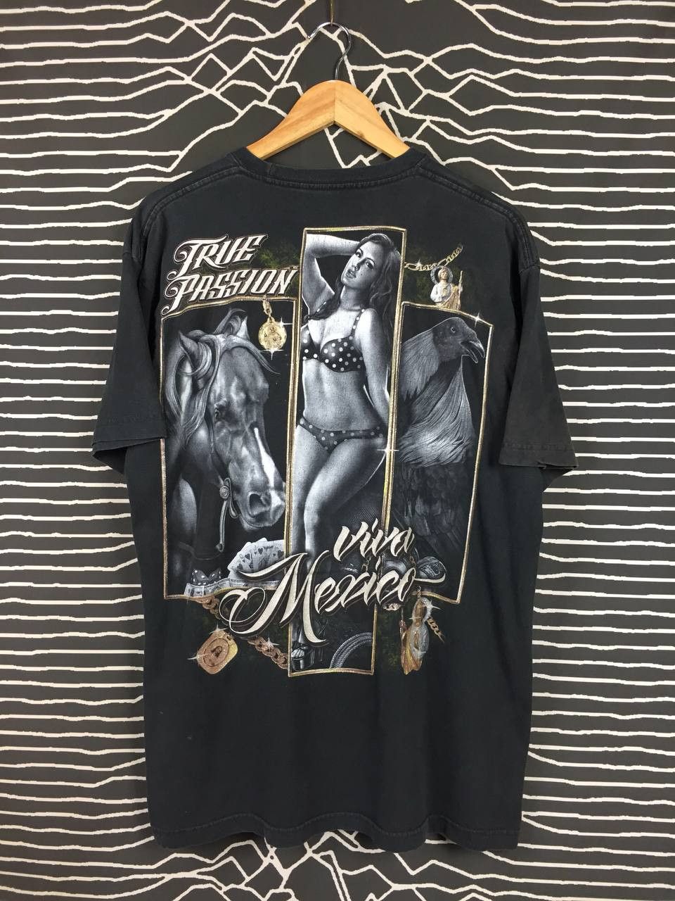 Mexicana True Passion Viva Mexico Sexy Graphic Tee Size US XL / EU 56 / 4 - 2 Thumbnail