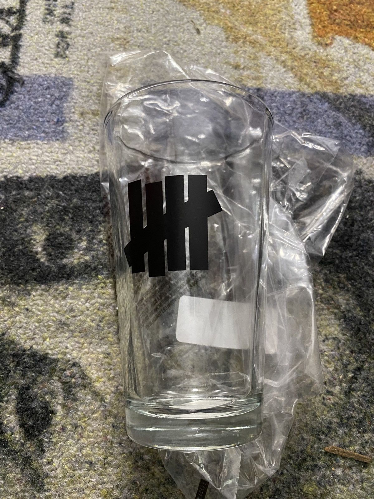 Undefeated Undefeated Logo Pint Glass Size ONE SIZE - 1 Thumbnail