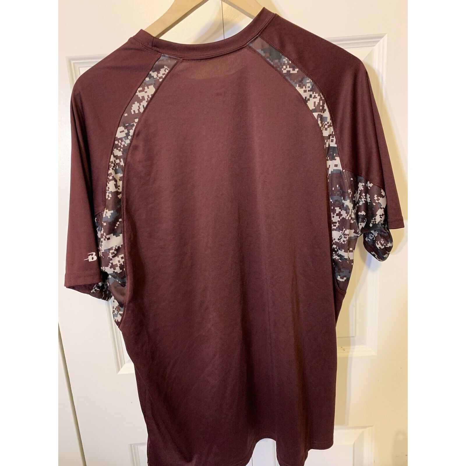 Other Play Hard Pray Harder Men’s Sz L T Shirt Badger Maroon White Size US L / EU 52-54 / 3 - 6 Thumbnail