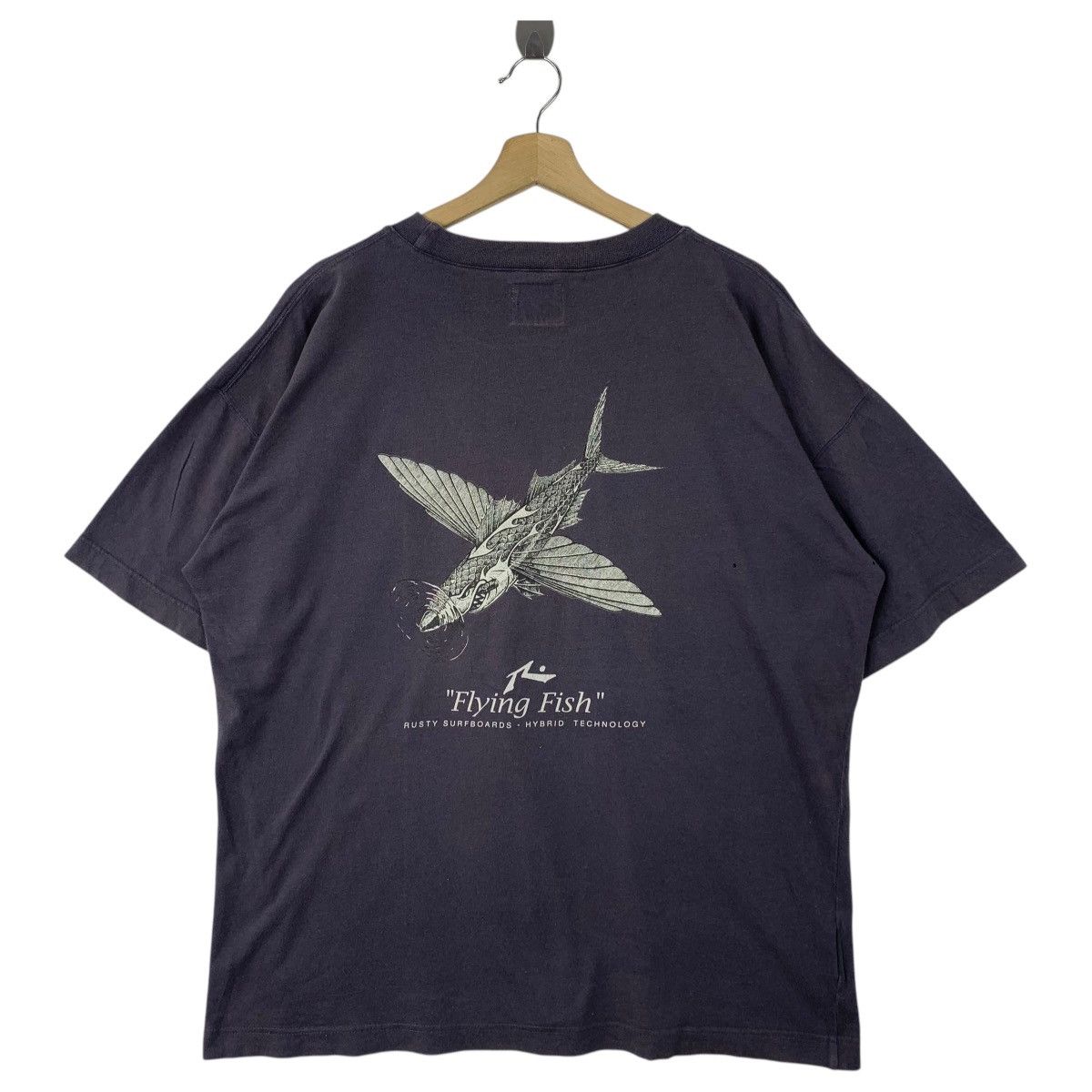 Vintage RUSTY surfing flying fish back hit printed tee