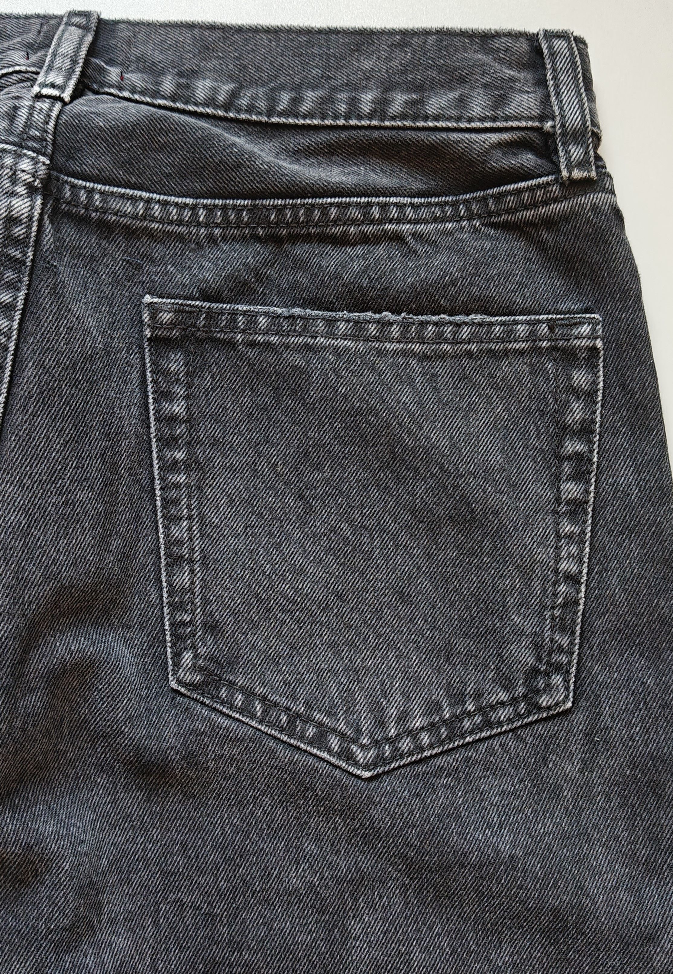 Hugo HUGO Regular Fit Straight men's Jeans Free Shipping T/6079 Size US 31 - 5 Thumbnail