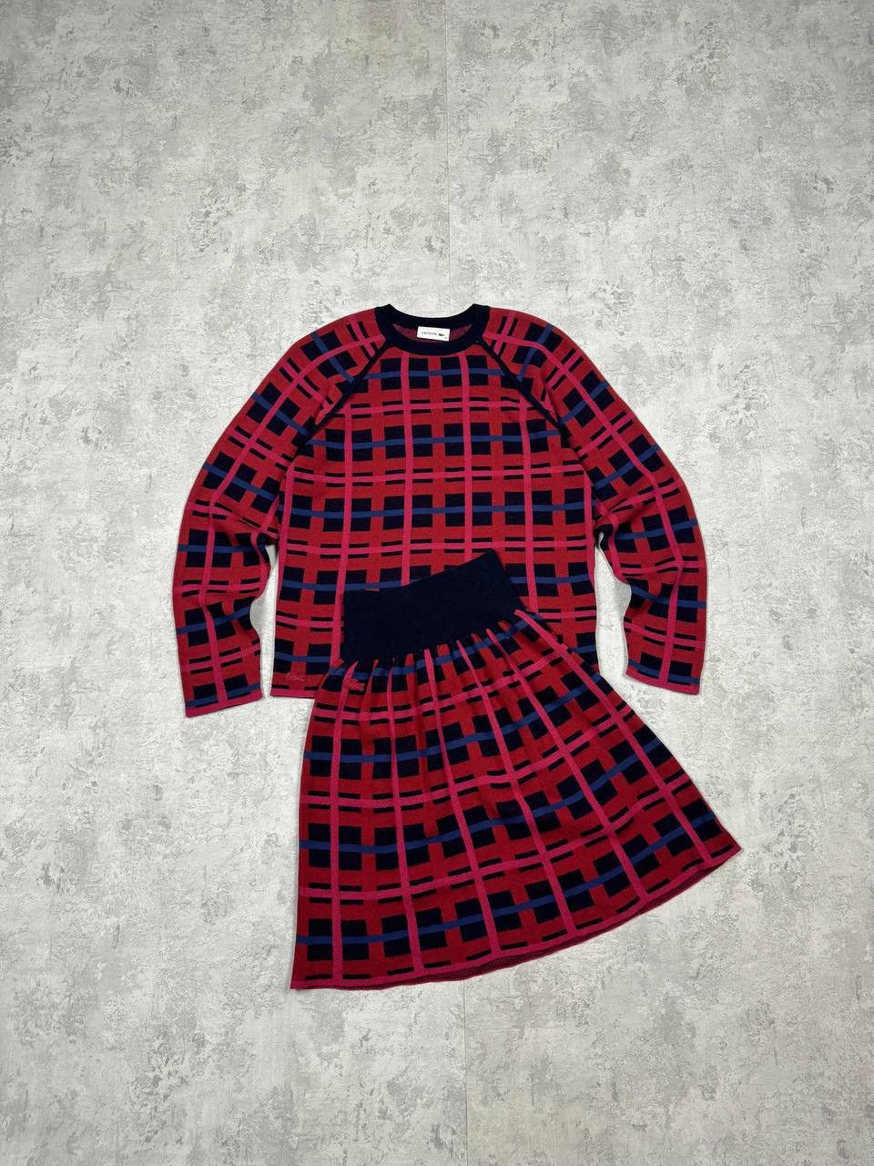 Lacoste RARE Womens Lacoste Sweater And Matching Skirt Set Size 36 Size XS / US 0-2 / IT 36-38 - 1 Thumbnail
