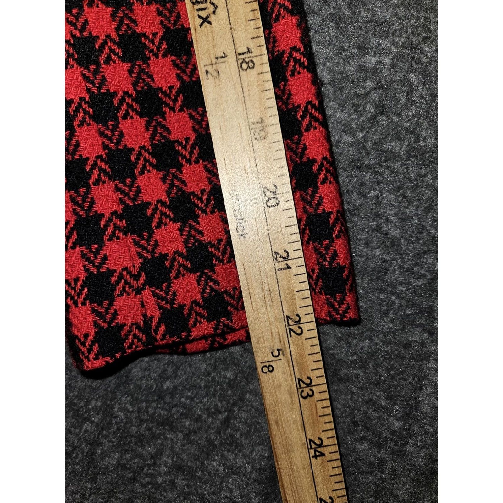 Pendleton VINTAGE Pendleton Blazer Womens 6 Red Black Houndstooth Wool Jacket Made USA 80s Size M / US 6-8 / IT 42-44 - 7 Thumbnail