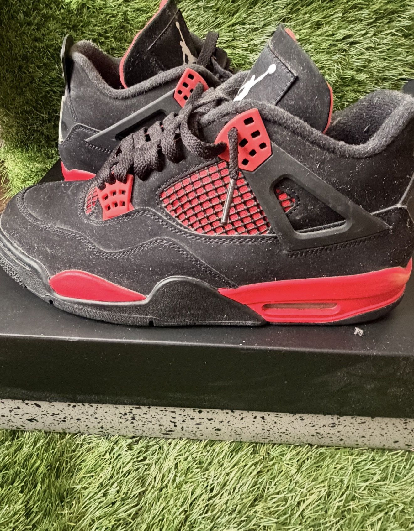 Jordan Brand AIR JORDAN 4 RETRO RED THUNDER SZ 8.5 Size US 8.5 / EU 41-42 - 5 Thumbnail