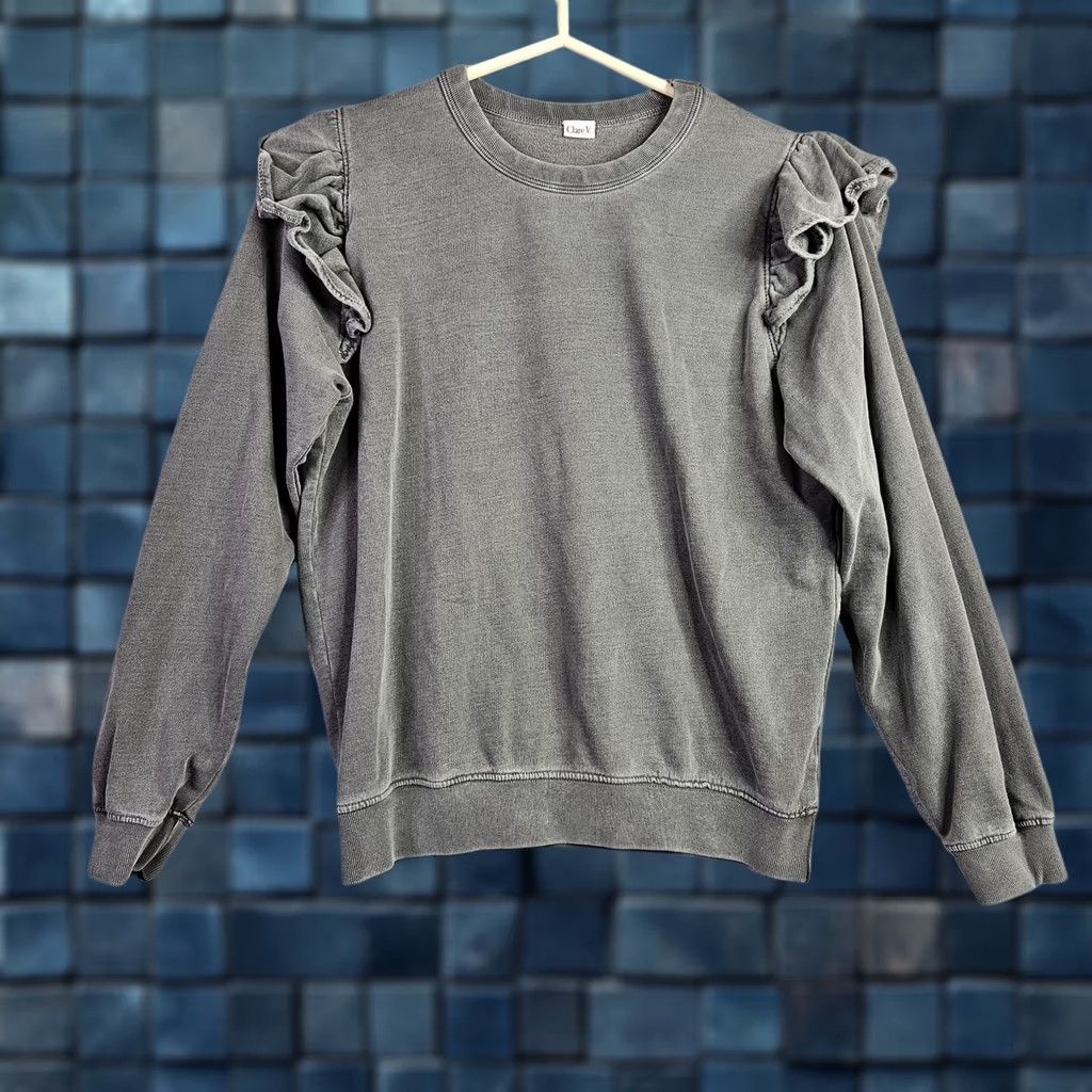 Vintage Clare V. Sweatshirt Women’s Gray Ruffle Shoulder Pullover Size S Regular Knit Cotton Blend Shirt Pullover All Seasons Casual Womens Size S / US 4 / IT 40 - 1 Thumbnail