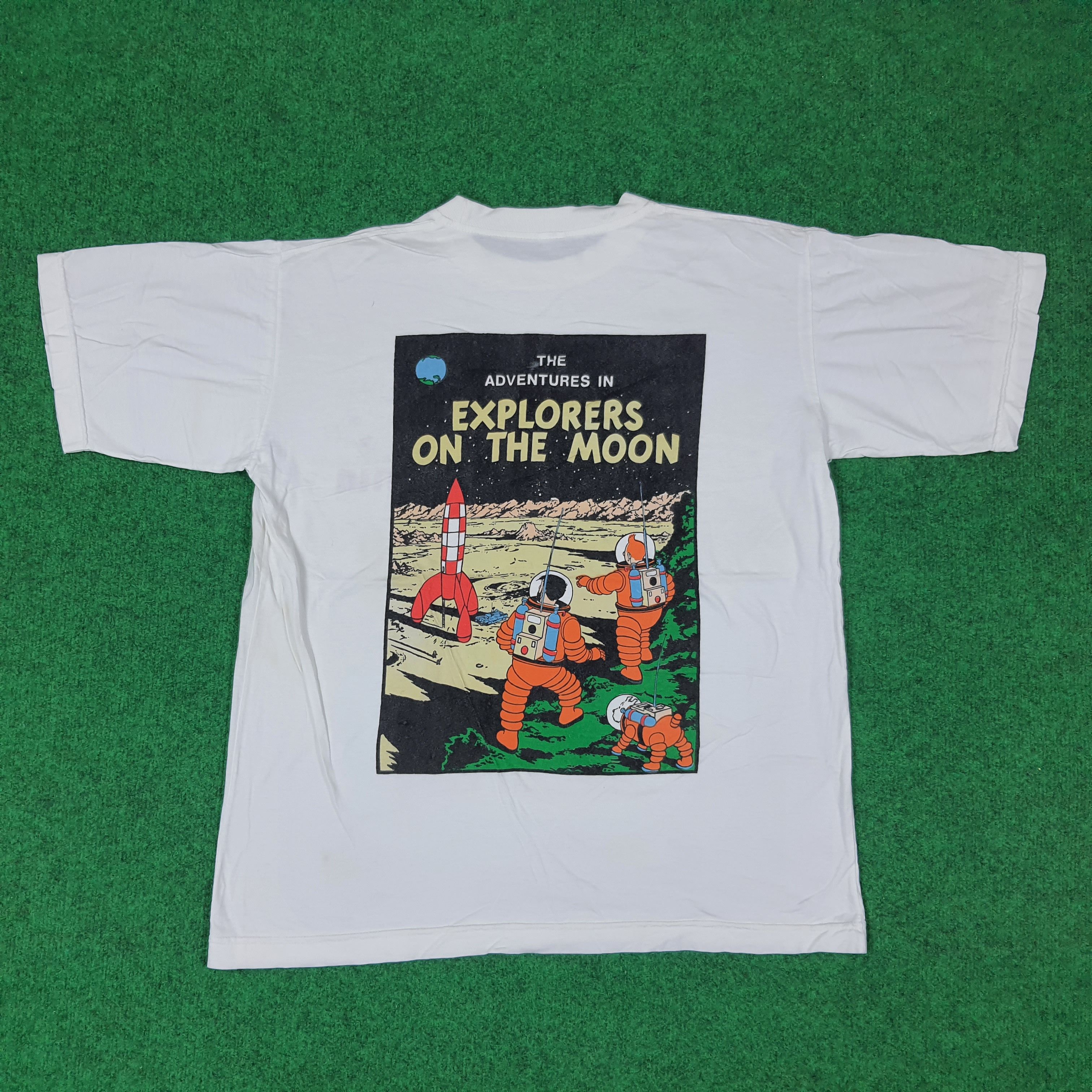 Other Vintage Adventure of Tintin on the Moon Tshirt C239N15 Size US L / EU 52-54 / 3 - 1 Thumbnail