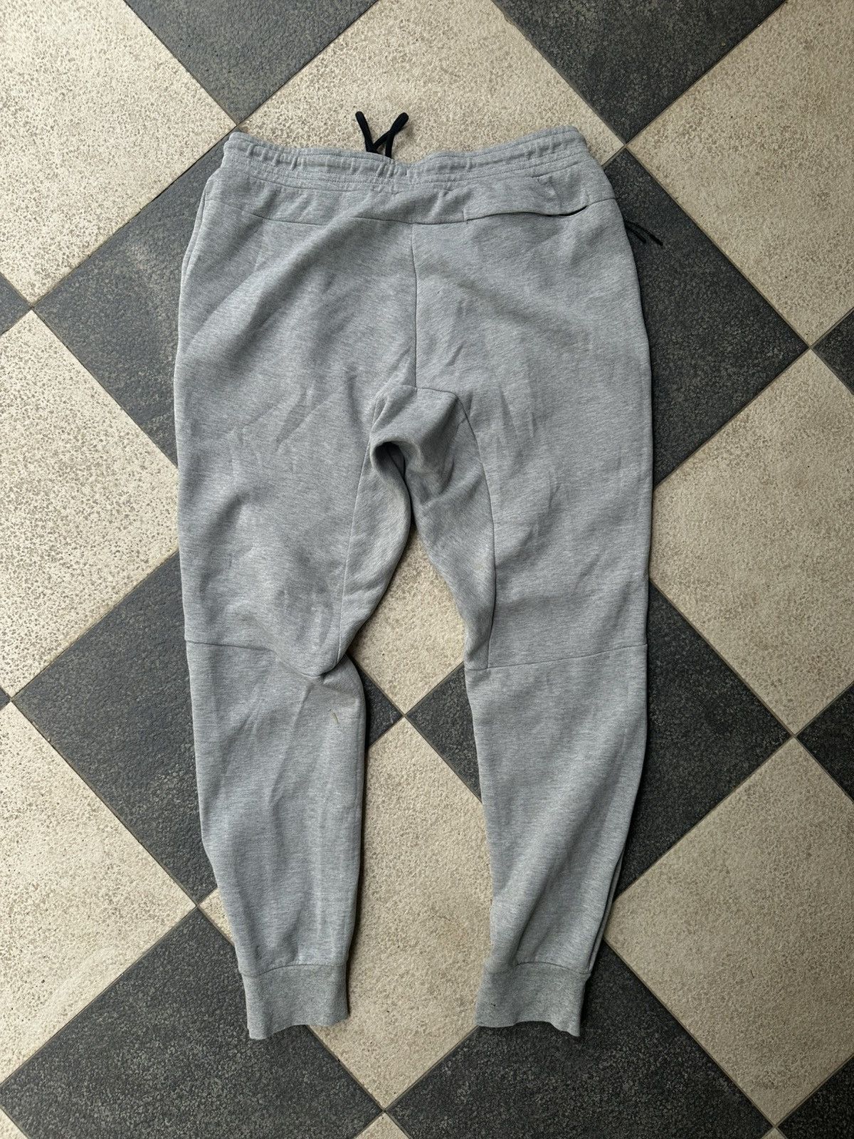Nike Nike tech joggerpants Size US 33 - 6 Thumbnail