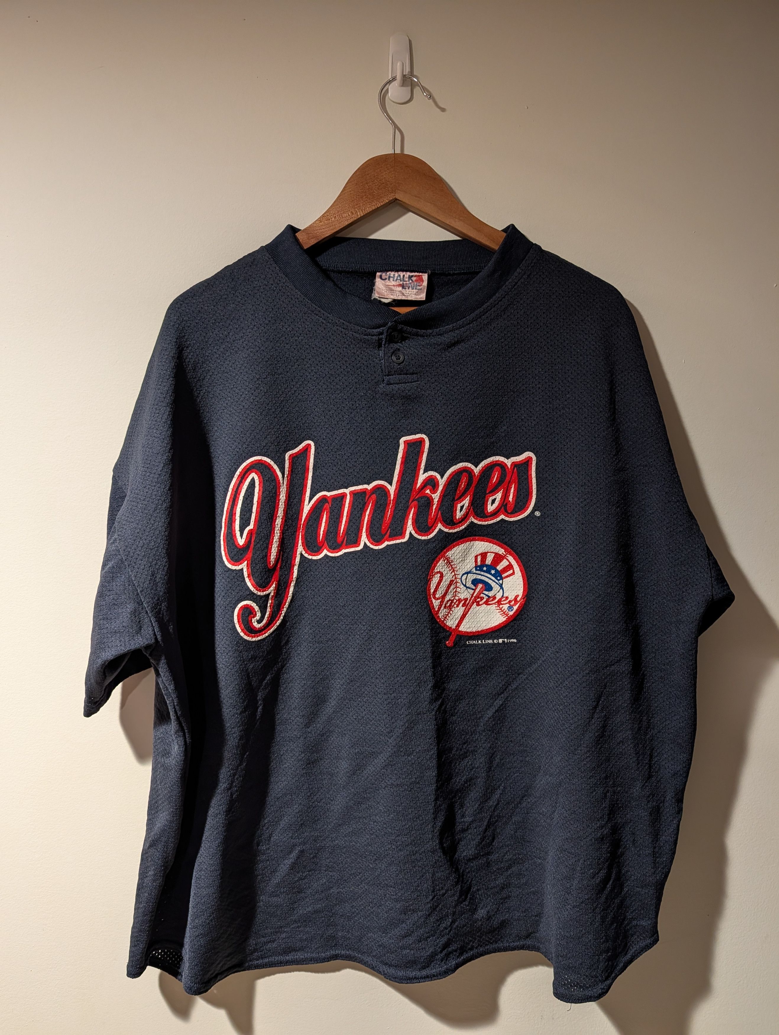 Vintage 1996 New York Yankees MLB Baseball Henley Jersey