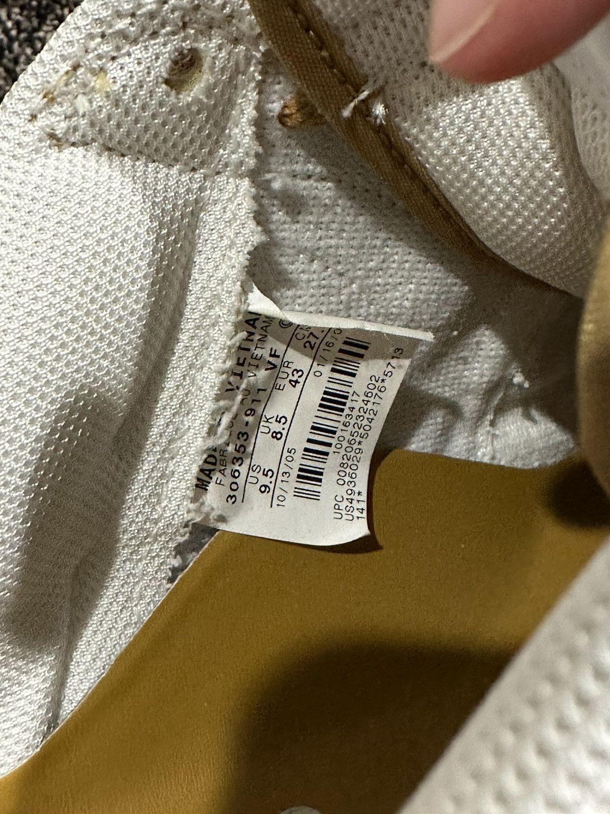 Nike Nike Air Force 1 Low Barcode Wheat 2006 Sneaker Size US 9.5 / EU 42-43 - 10 Thumbnail