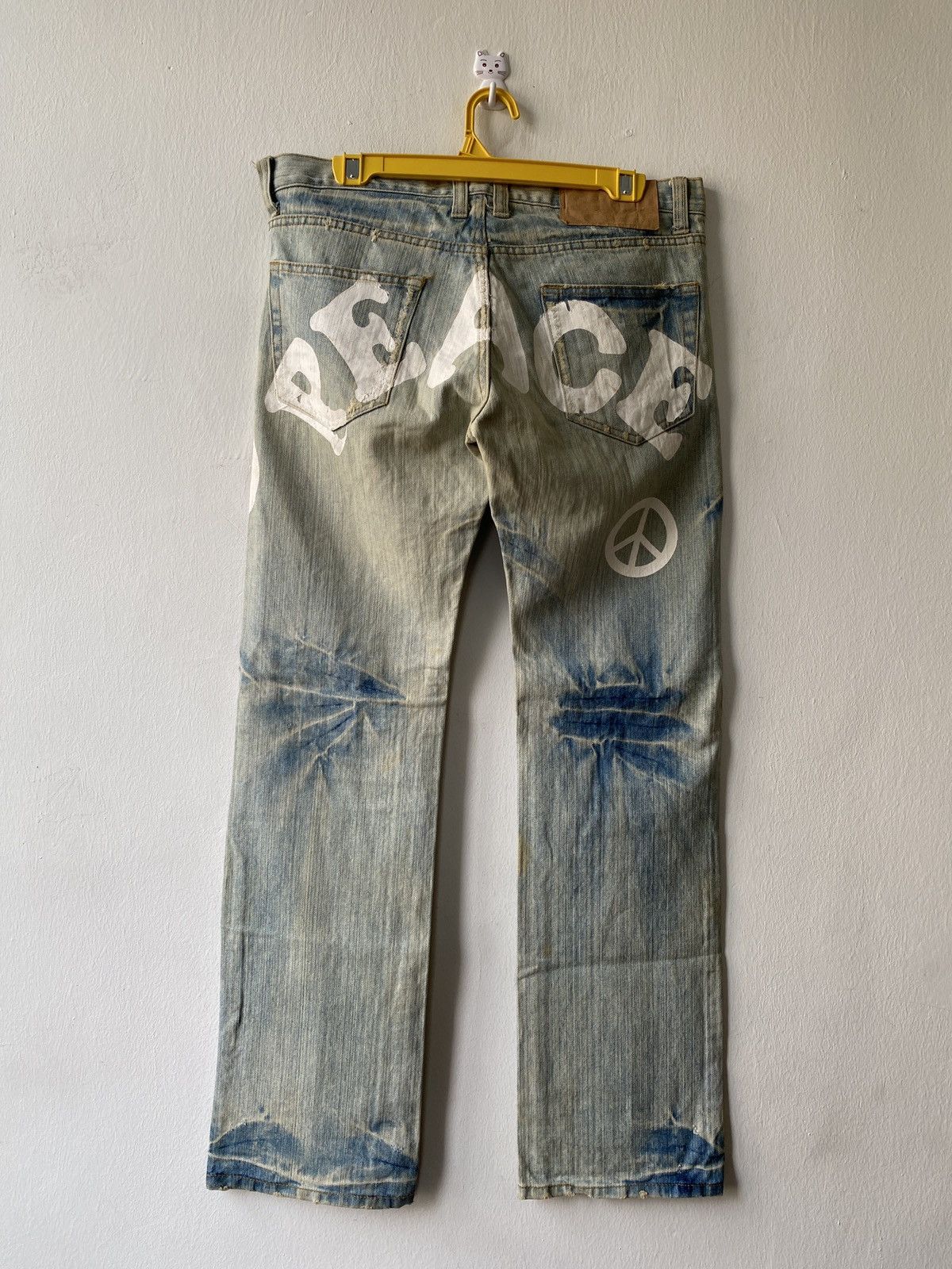 If Six Was Nine × Japanese Brand Japanese Brand Peace Design Rusty Distressed Denim Size US 33 - 2 Thumbnail