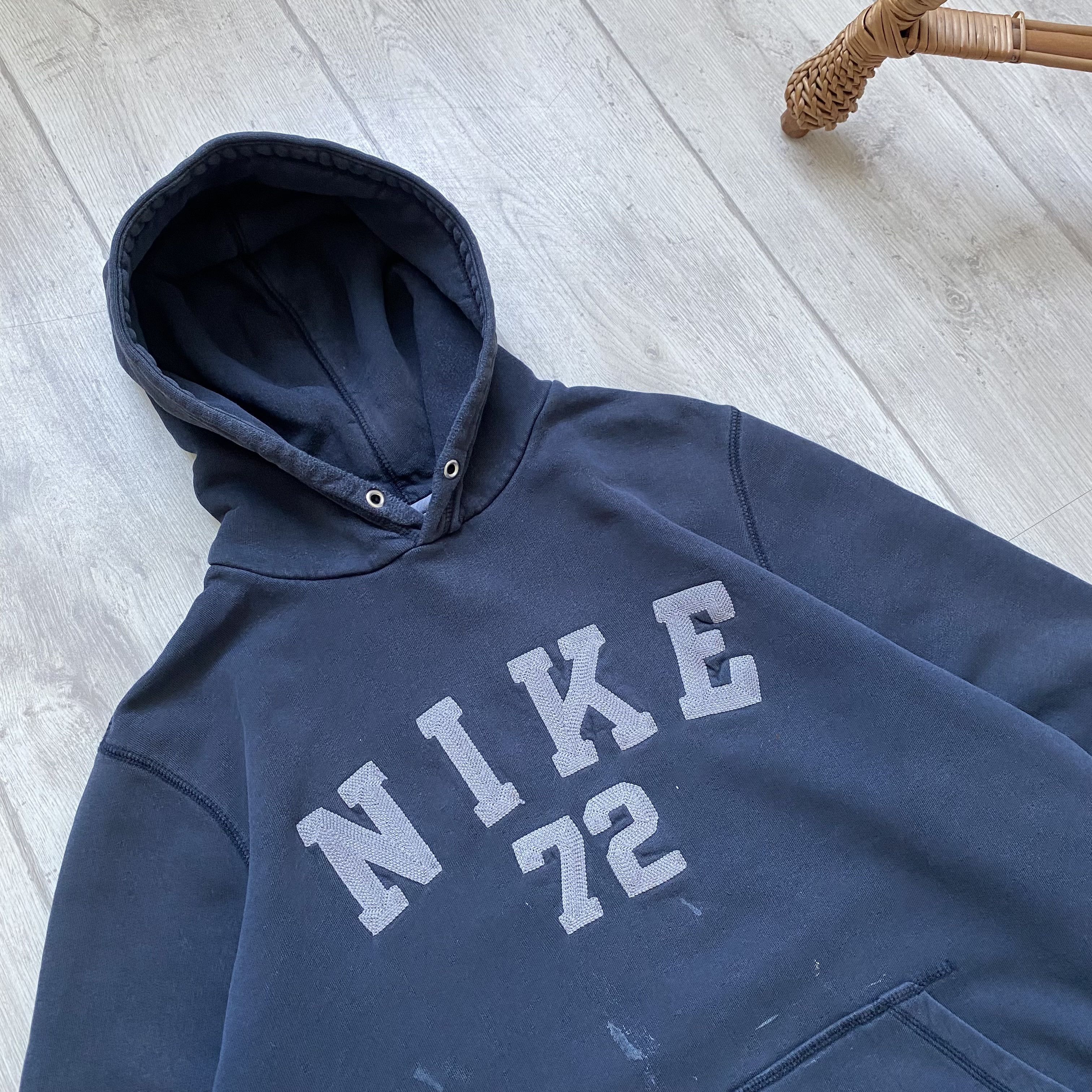 Nike 🦏 Vintage Nike Center logo Hoodie Distressed trashed Size US M / EU 48-50 / 2 - 3 Thumbnail