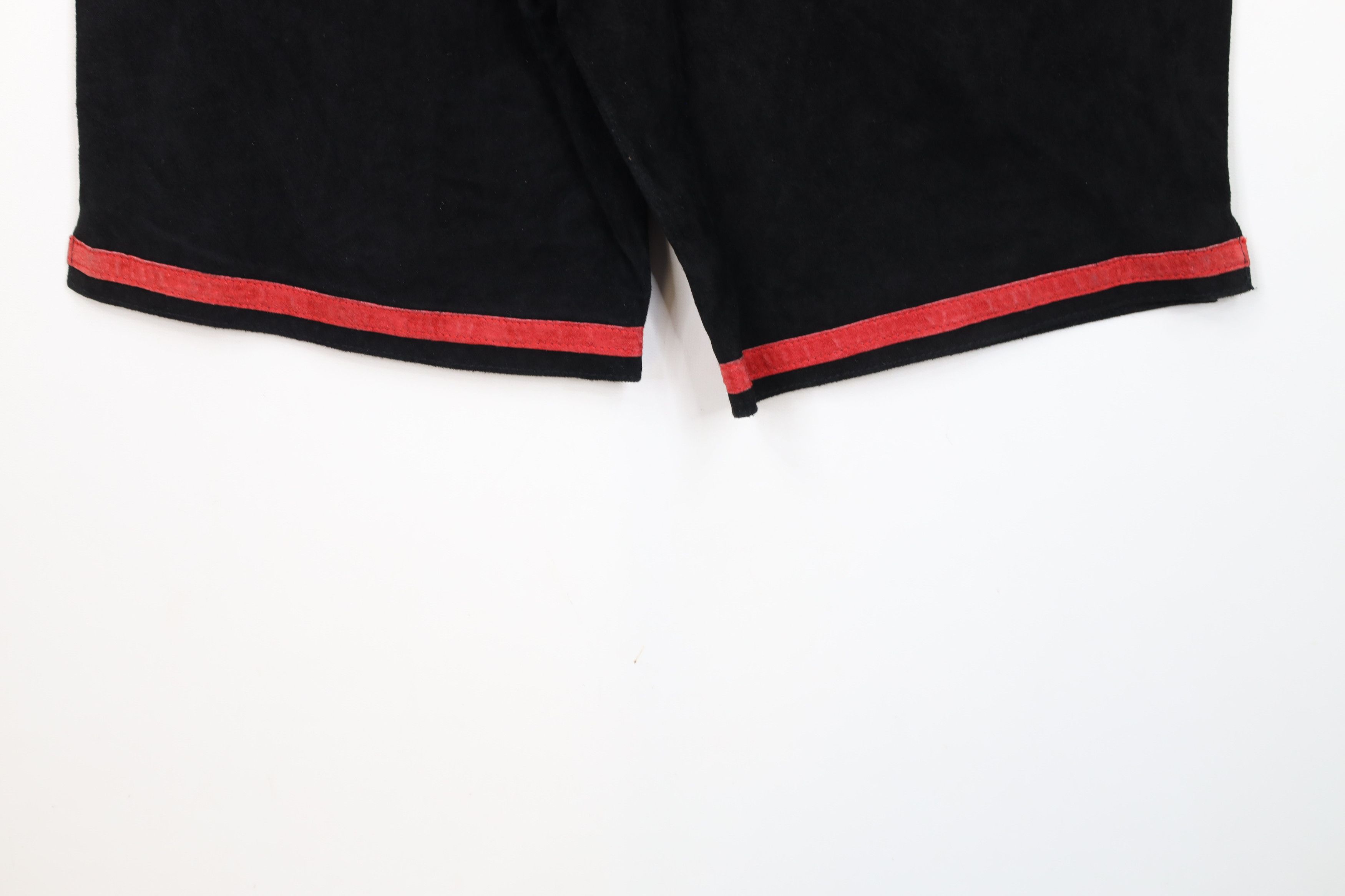 Vintage Vintage 90s Streetwear Striped Pleated Suede Leather Shorts Size US 30 / EU 46 - 13 Thumbnail