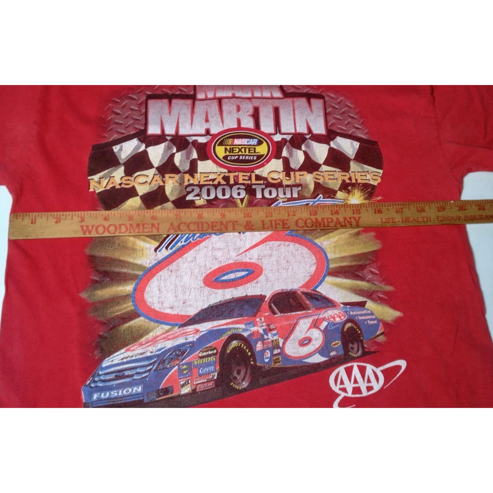 Vintage VINTAGE NASCAR Shirt Men M Red Mark Martin Crew Neck Short Sleeve Delta Pro Weight Race 2006 Size US M / EU 48-50 / 2 - 5 Thumbnail