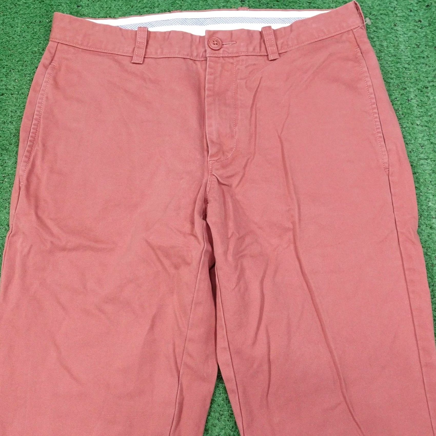 J.Crew J.CREW ESSENTIAL Slim Chino Pants Mens 30x32 Red Cotton Flat Front Casual Slant Slash Pocket 770 Vintage? No Size US 30 / EU 46 - 2 Thumbnail