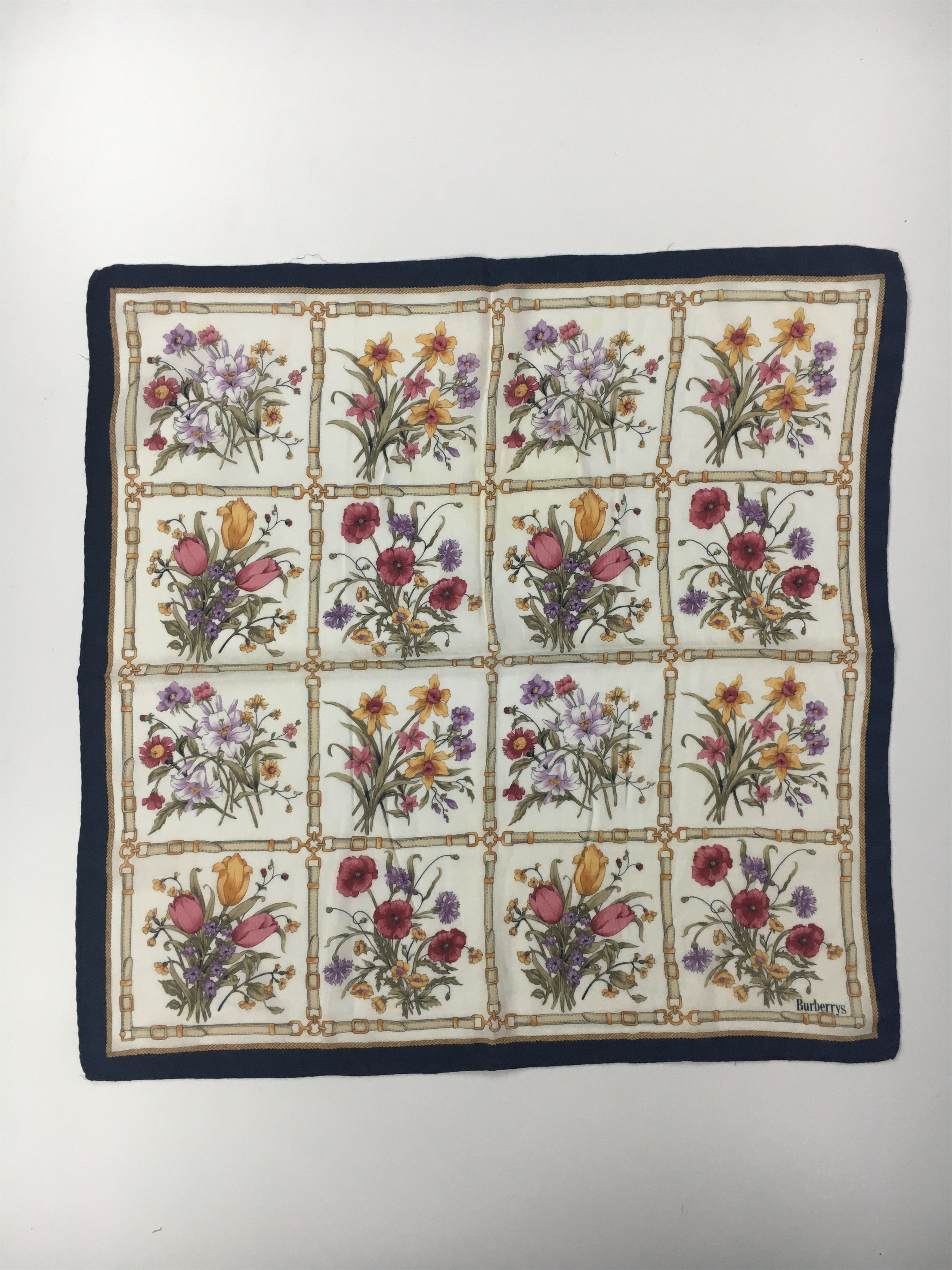 Burberry Burberry Handkerchief / Bandana / Neckerchief HKC0054 Size ONE SIZE - 3 Thumbnail