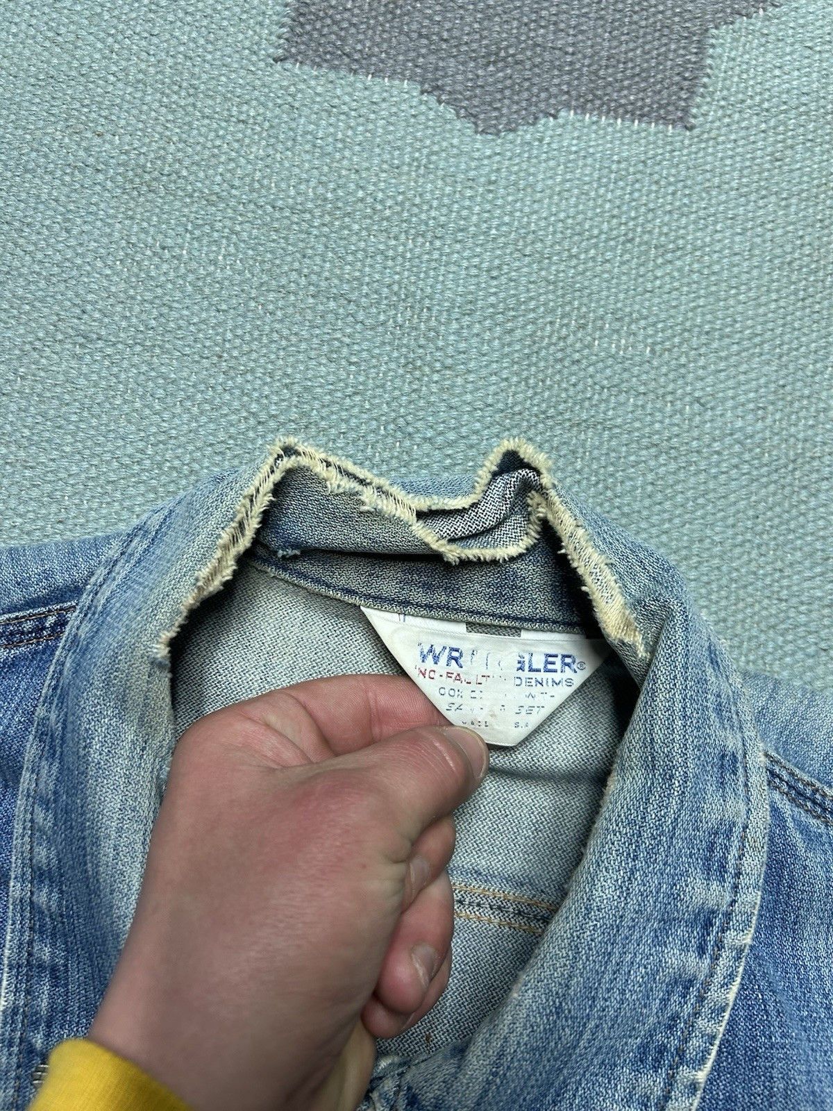 Vintage VTG 70s wrangler no fault denim jacket faded speedy patch L Size US L / EU 52-54 / 3 - 7 Thumbnail