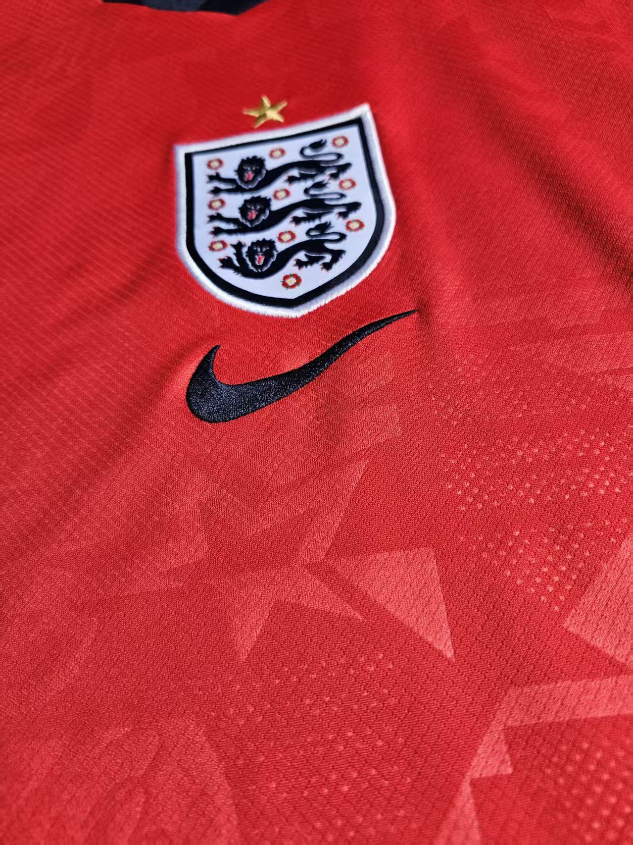Other England Soccer Jersey Away 2026 World Cup Size US M / EU 48-50 / 2 - 2 Thumbnail